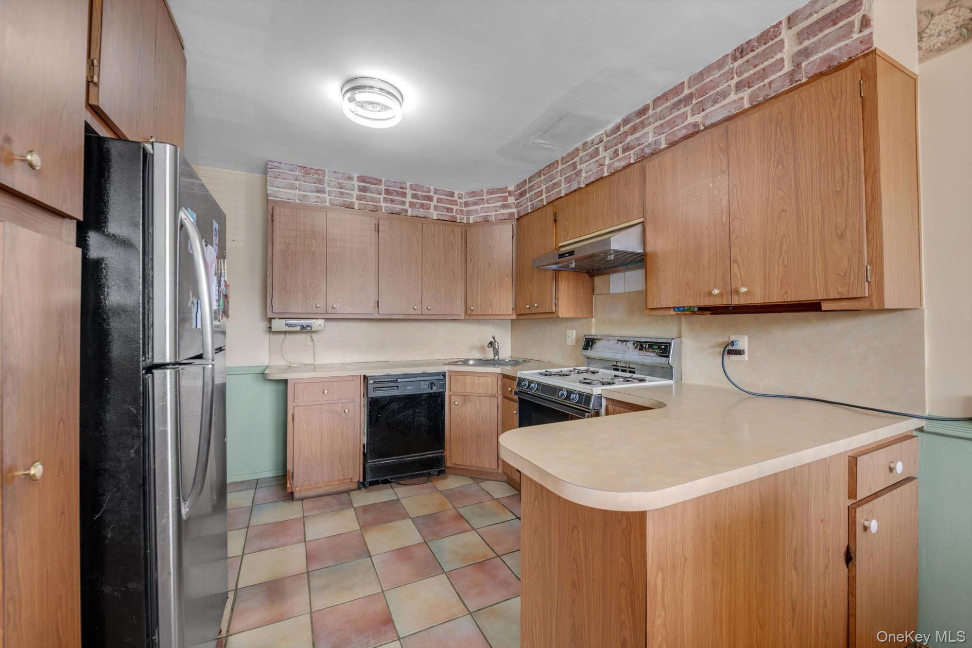 Single Family 127th Street Queens, NY 11356, MLS-1009728-5