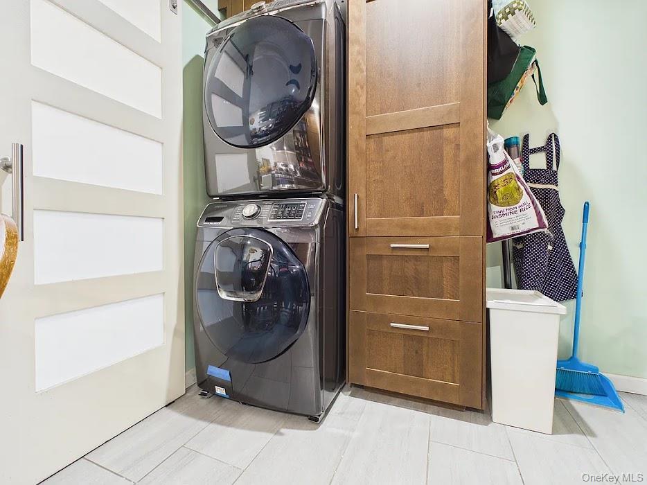 Single Family 96th Street  Queens, NY 11369, MLS-1009752-9