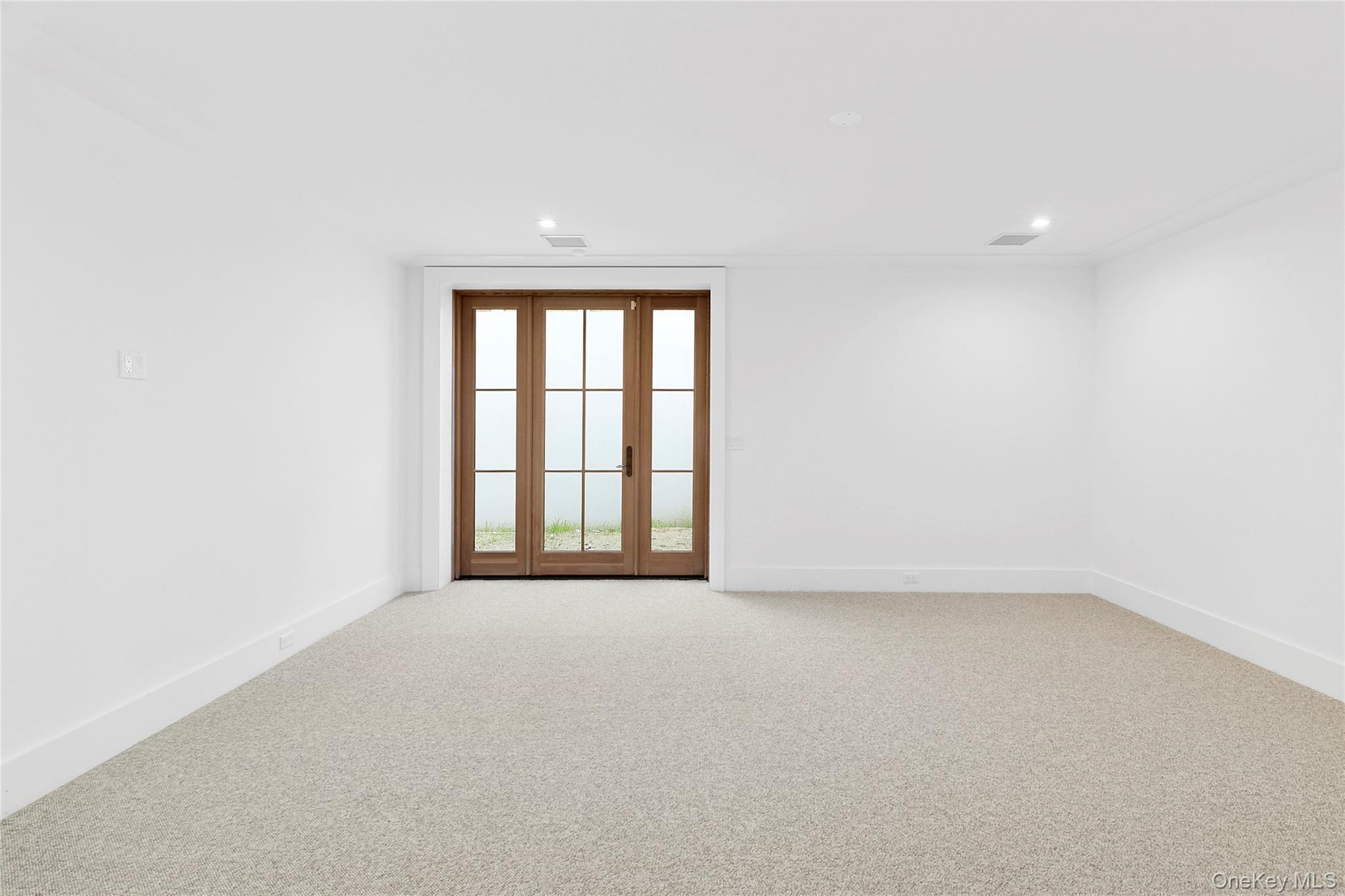 Single Family Wickapogue Road Suffolk County, NY 11968, MLS-1009765-34