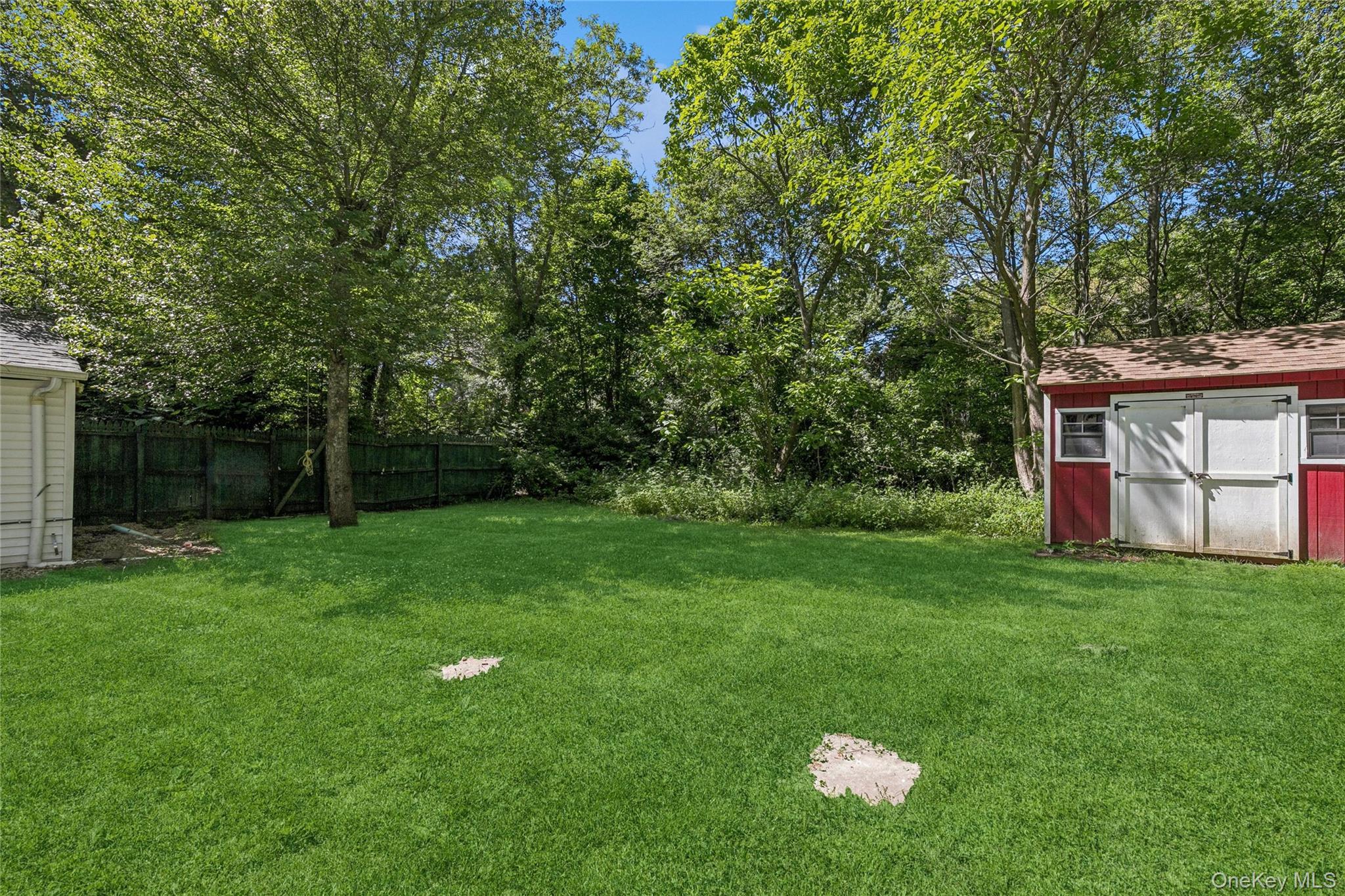 Single Family Flanders Boulevard  Suffolk County, NY 11901, MLS-1009779-4