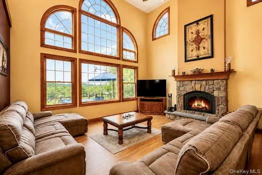 Single Family Christina Way Ulster County, NY 12547, MLS-1009780-19