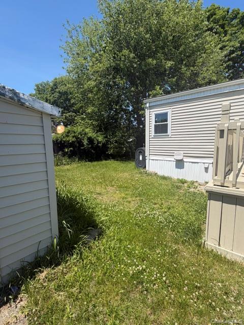 Single Family Revere Suffolk County, NY 11716, MLS-1009799-11