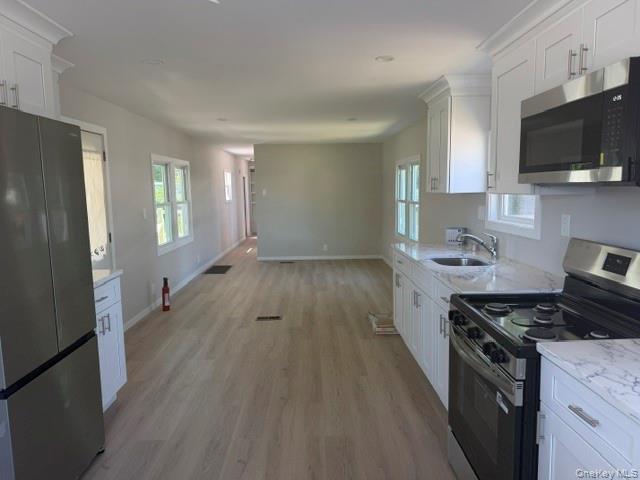 Single Family Revere Suffolk County, NY 11716, MLS-1009799-6