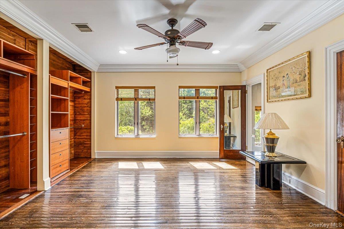 Single Family Cedar Swamp  Nassau County, NY 11545, MLS-1009813-31