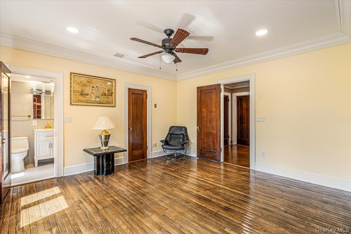Single Family Cedar Swamp  Nassau County, NY 11545, MLS-1009813-32