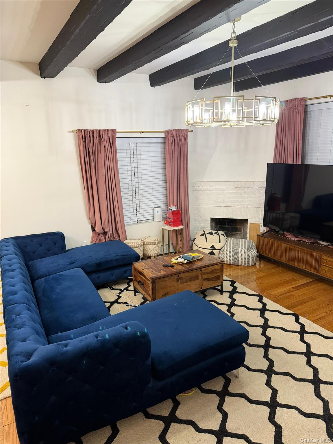 Single Family Murdock Avenue Queens, NY 11412, MLS-1009816-2