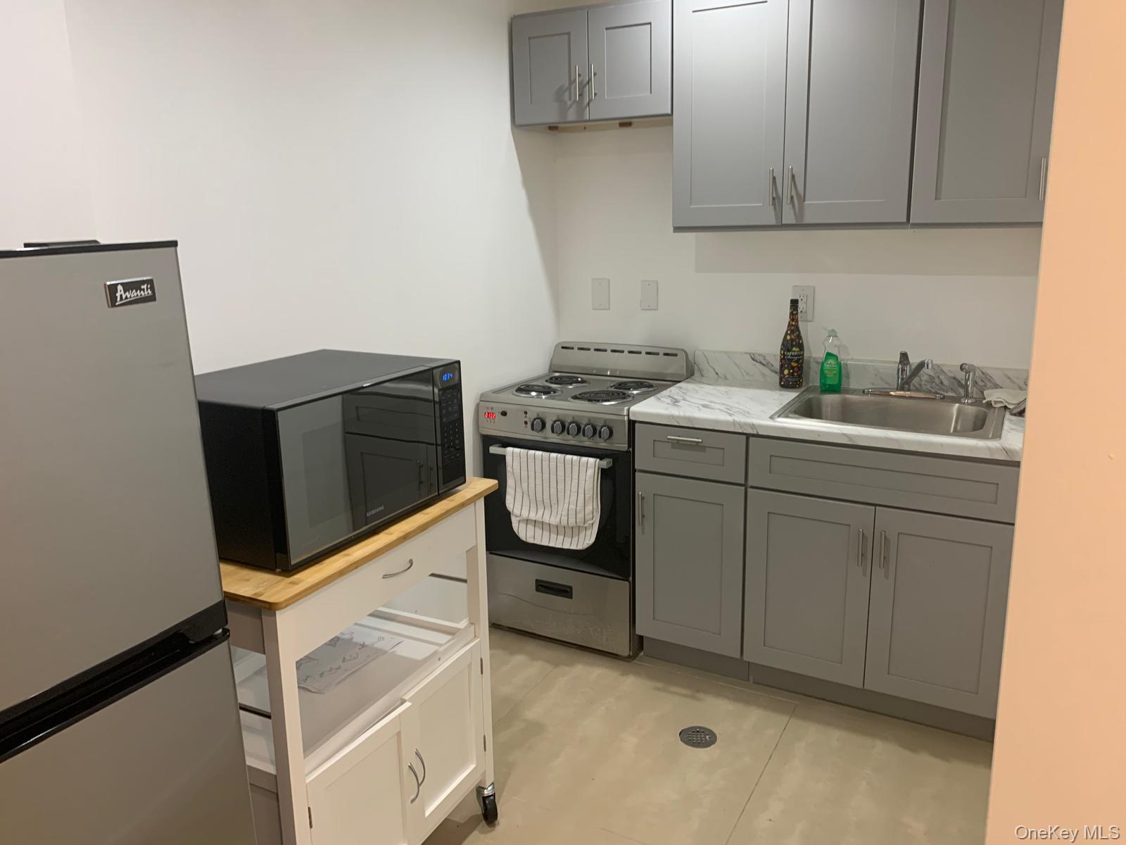 Single Family Murdock Avenue  Queens, NY 11412, MLS-1009816-6