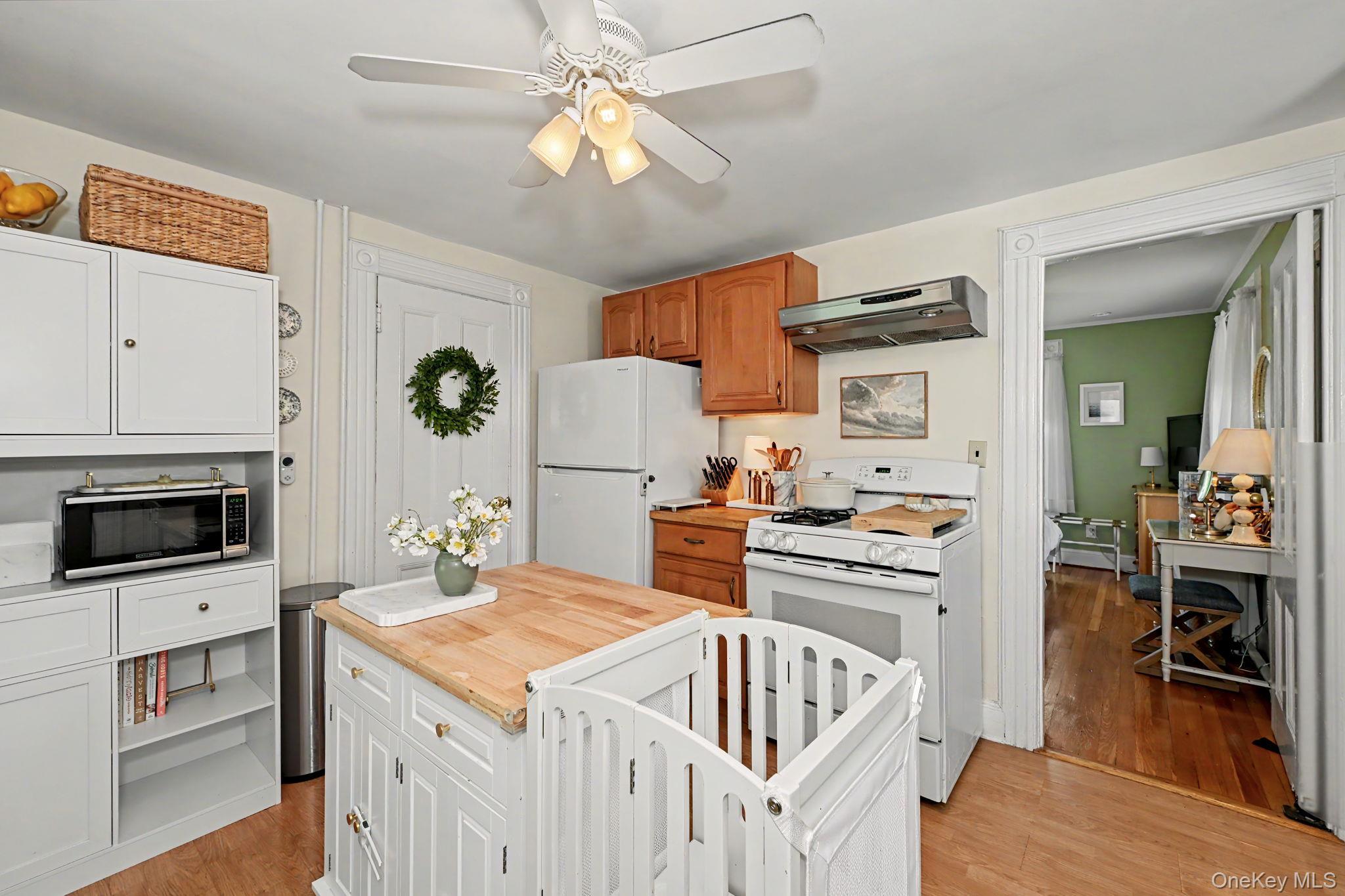Single Family Leonard Out Of Area, NY 06905, MLS-1009827-12