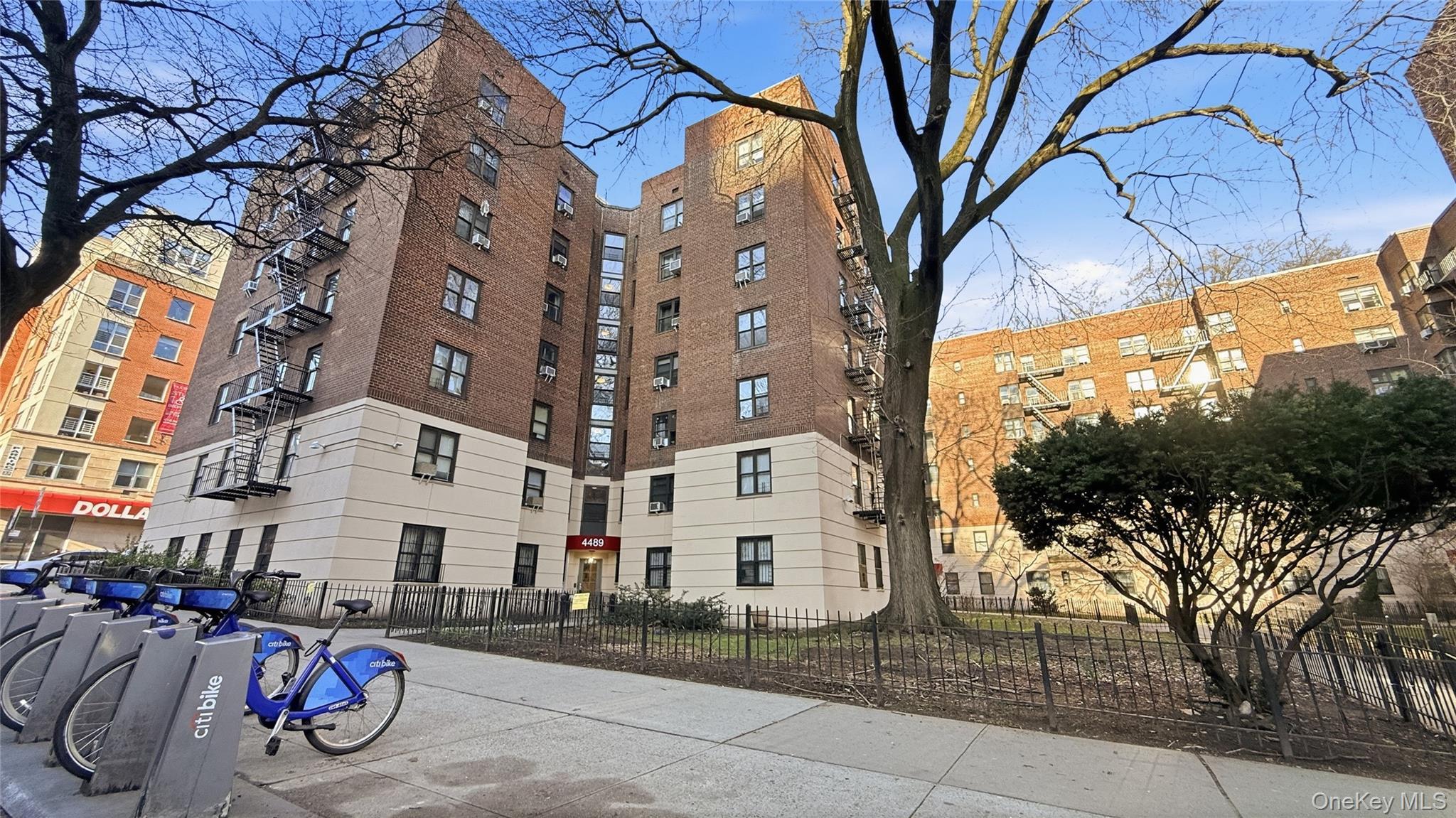 Coop Broadway  Manhattan, NY 10040, MLS-1009833-23