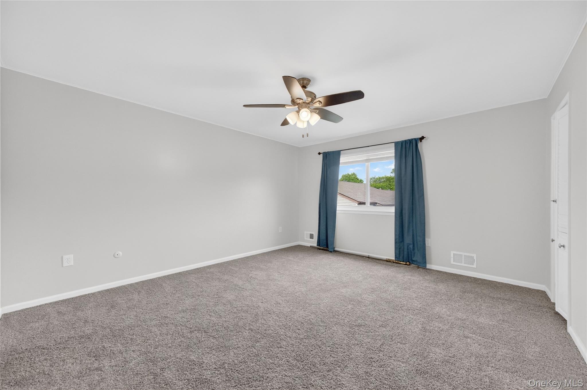 Single Family Squires Gate Dutchess County, NY 12603, MLS-1009843-21