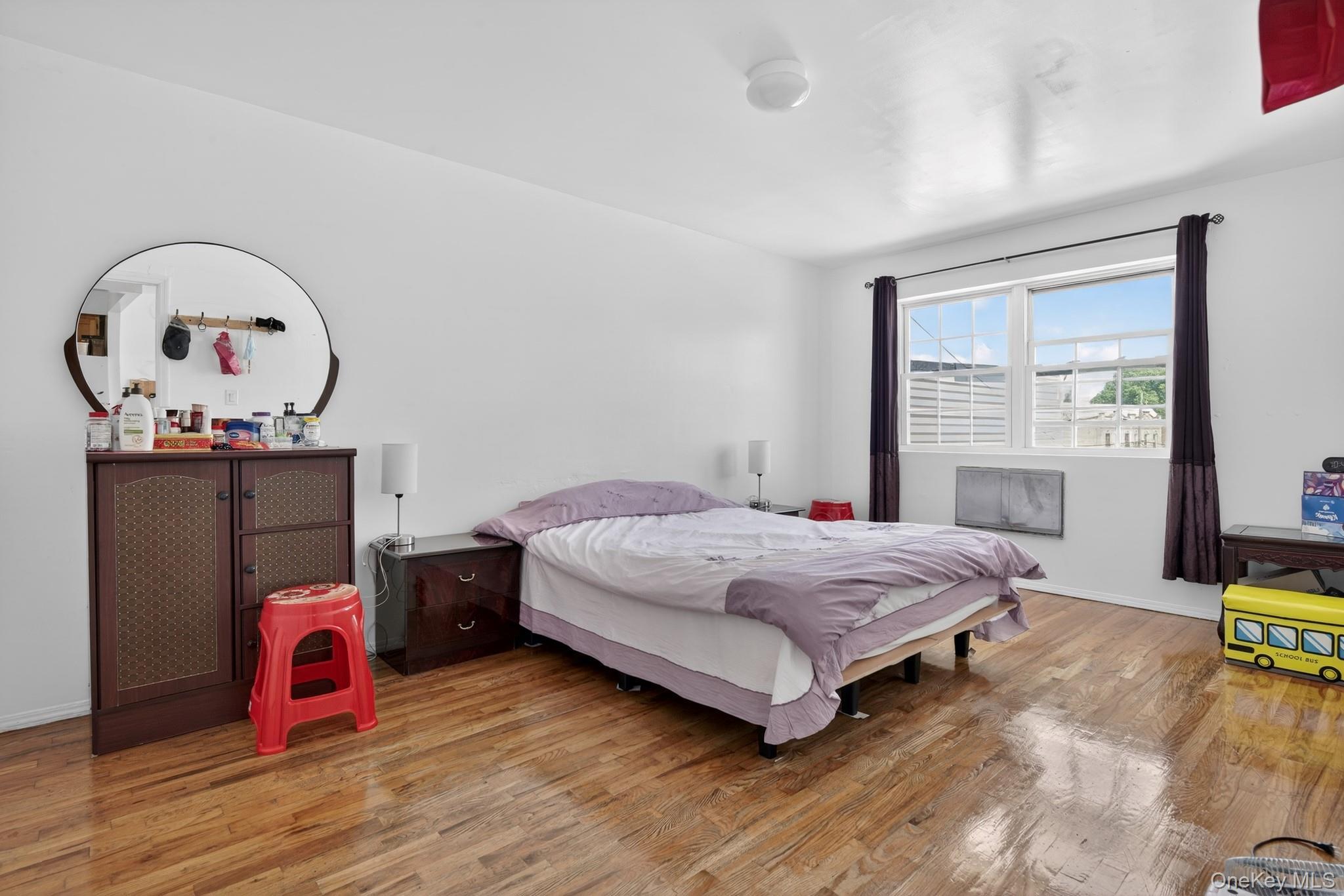 Single Family 35th Avenue  Queens, NY 11368, MLS-1009890-11