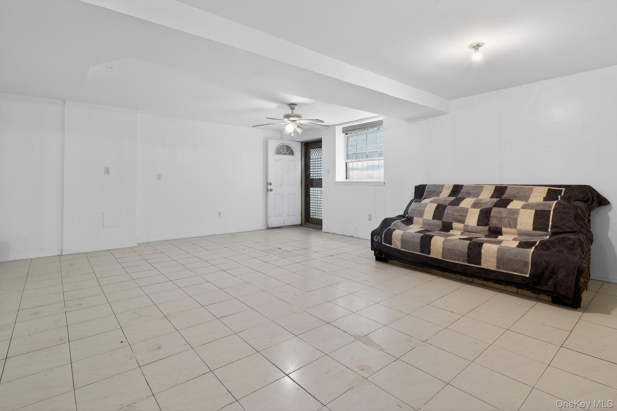 Single Family 35th Avenue  Queens, NY 11368, MLS-1009890-14