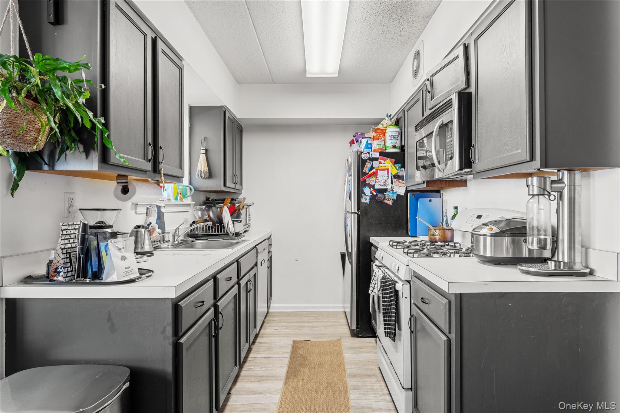 Single Family Beach 62nd Street Queens, NY 11692, MLS-1009898-4