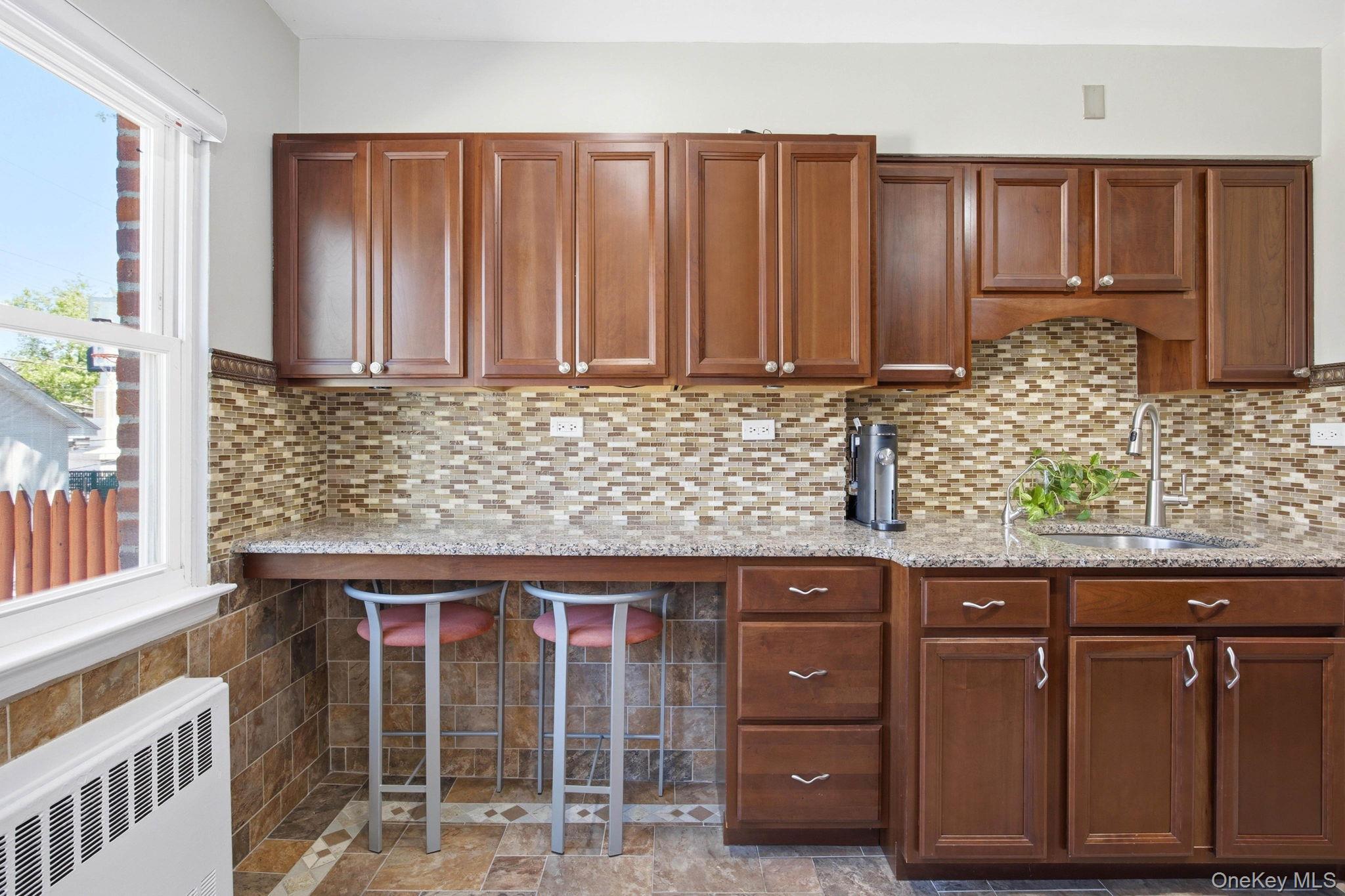 Single Family 48th Queens, NY 11364, MLS-1009915-10