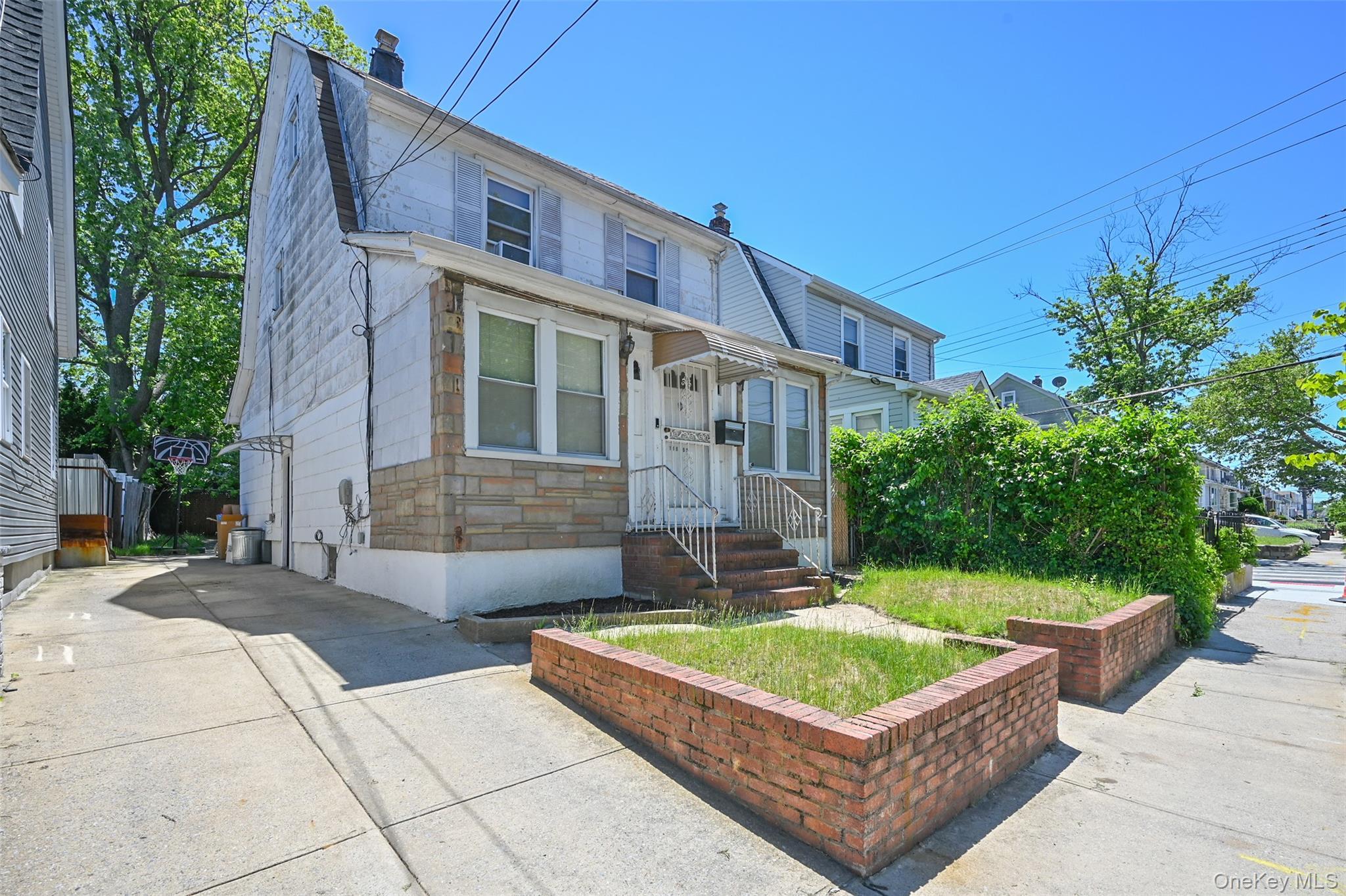 Single Family Mangin Queens, NY 11412, MLS-1009989-2