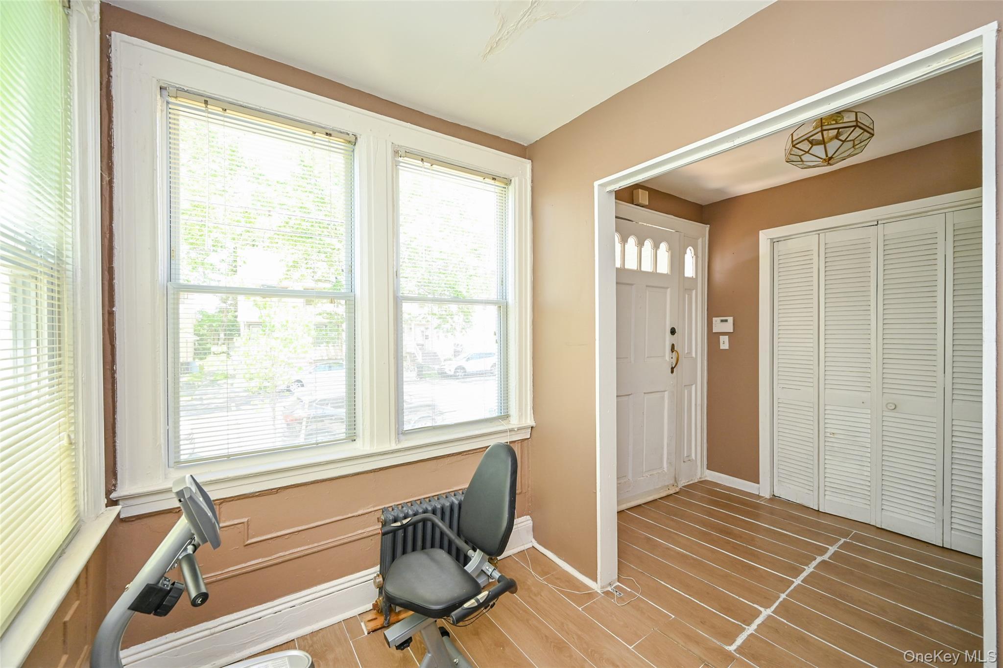 Single Family Mangin Queens, NY 11412, MLS-1009989-9