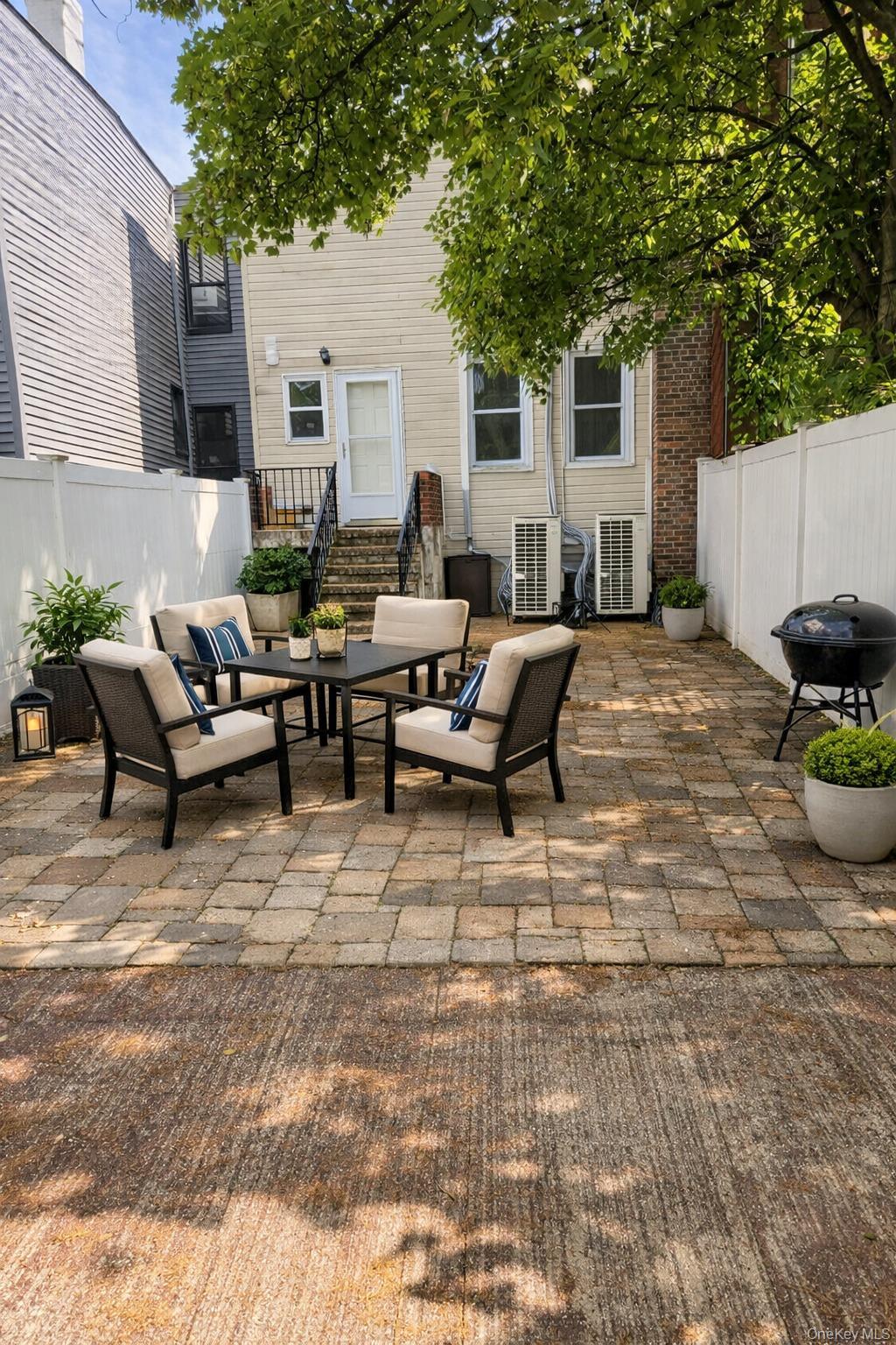 Single Family Macdougal Street Brooklyn, NY 11233, MLS-1009993-3