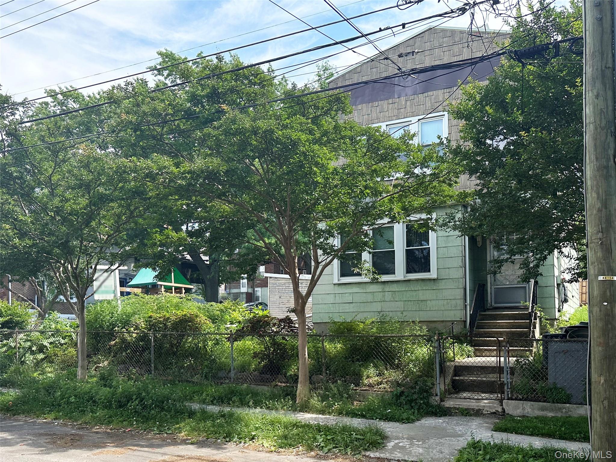 Single Family 51st Road  Queens, NY 11377, MLS-1010002-2