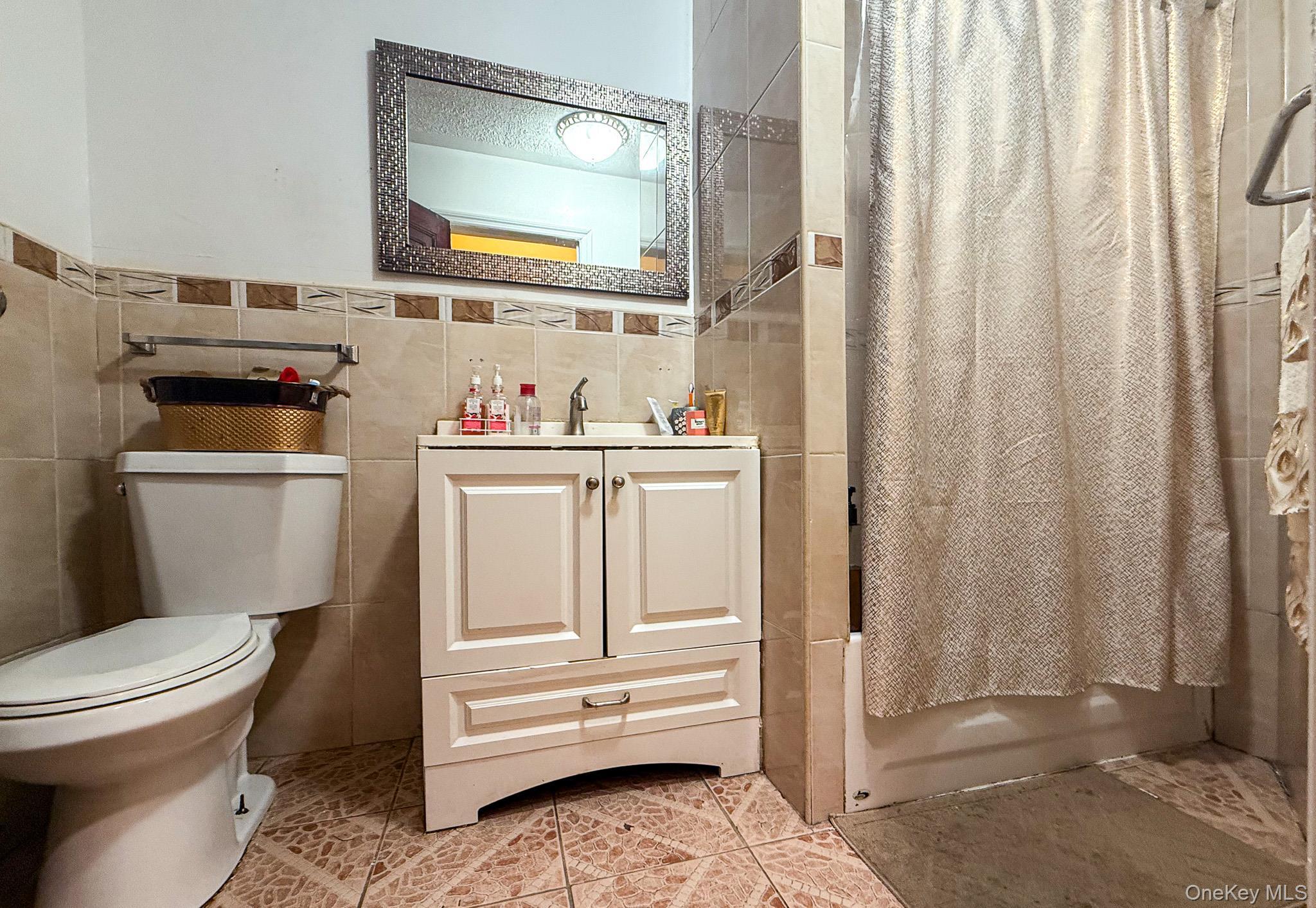 Single Family 92nd Street  Queens, NY 11372, MLS-1010010-12