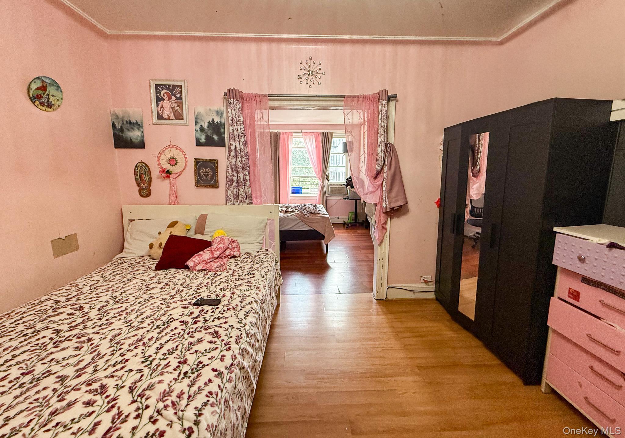 Single Family 92nd Street  Queens, NY 11372, MLS-1010010-16