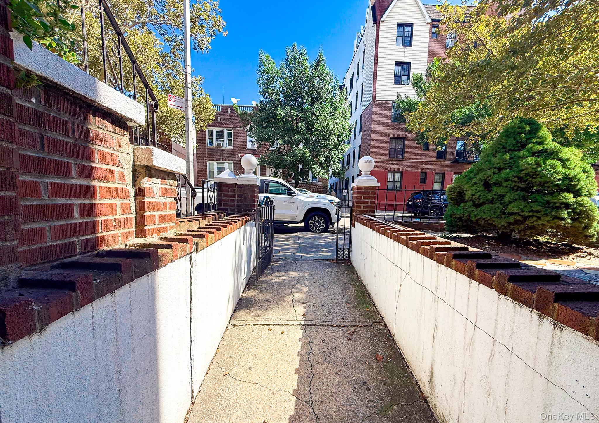 Single Family 92nd Street  Queens, NY 11372, MLS-1010010-4
