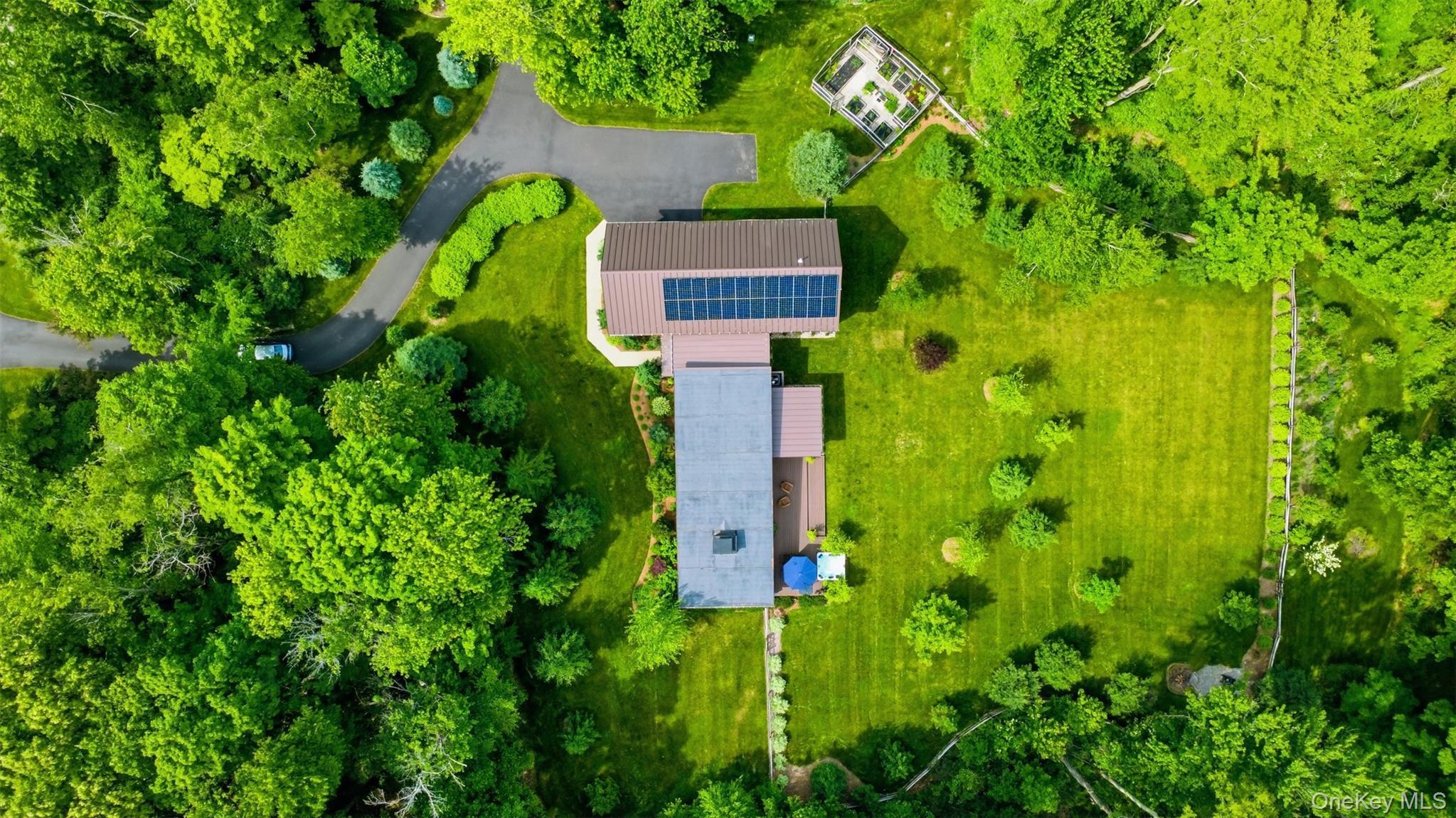 Single Family Woodlands Trail Dutchess County, NY 12514, MLS-1010034-5