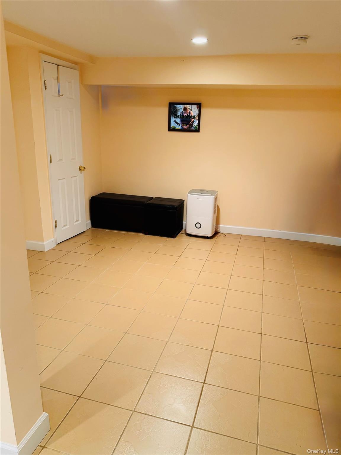 Single Family 146th Street  Queens, NY 11357, MLS-1010049-19