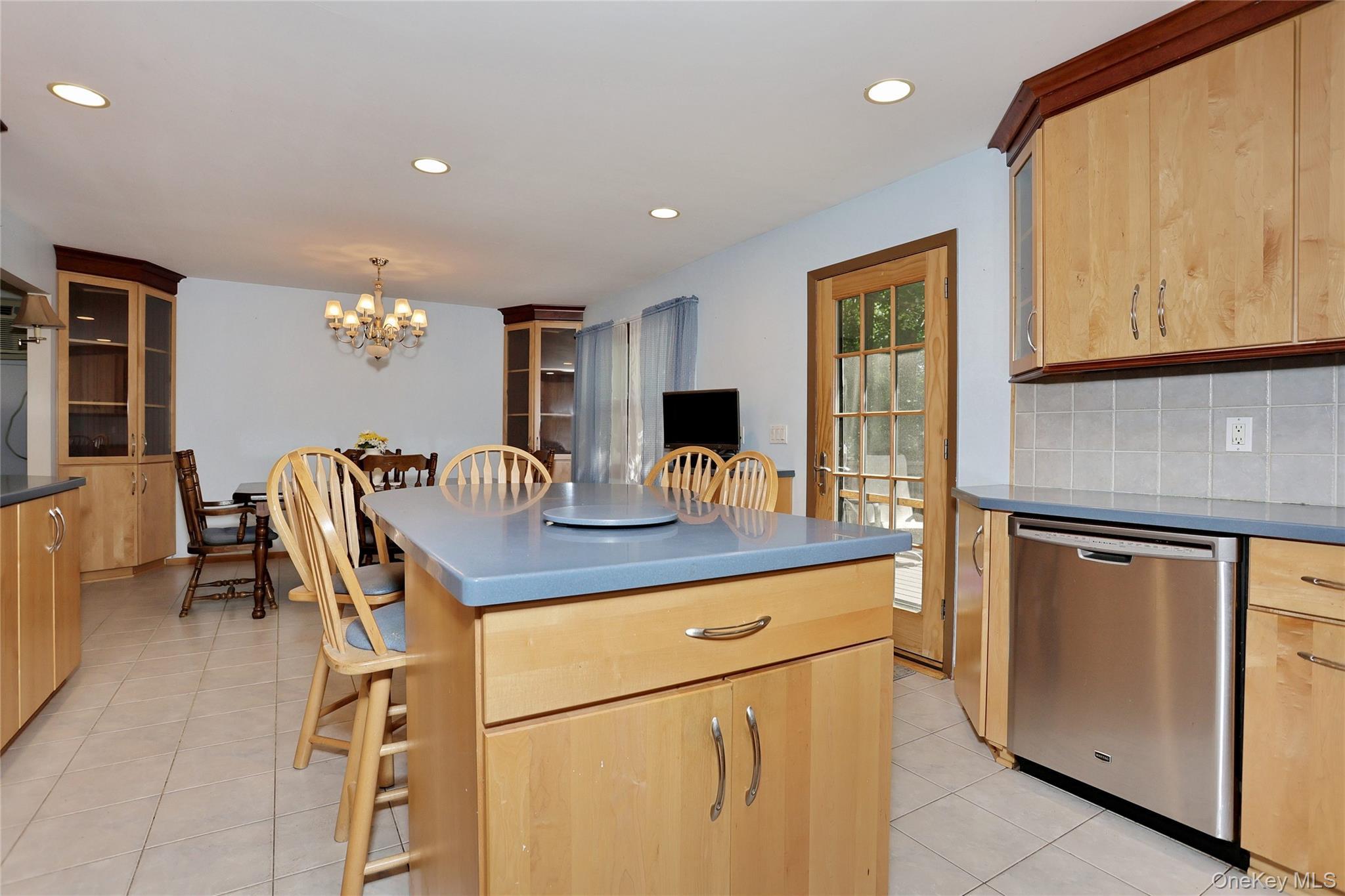 Single Family Schweizer Lane Rockland County, NY 10954, MLS-1010071-15