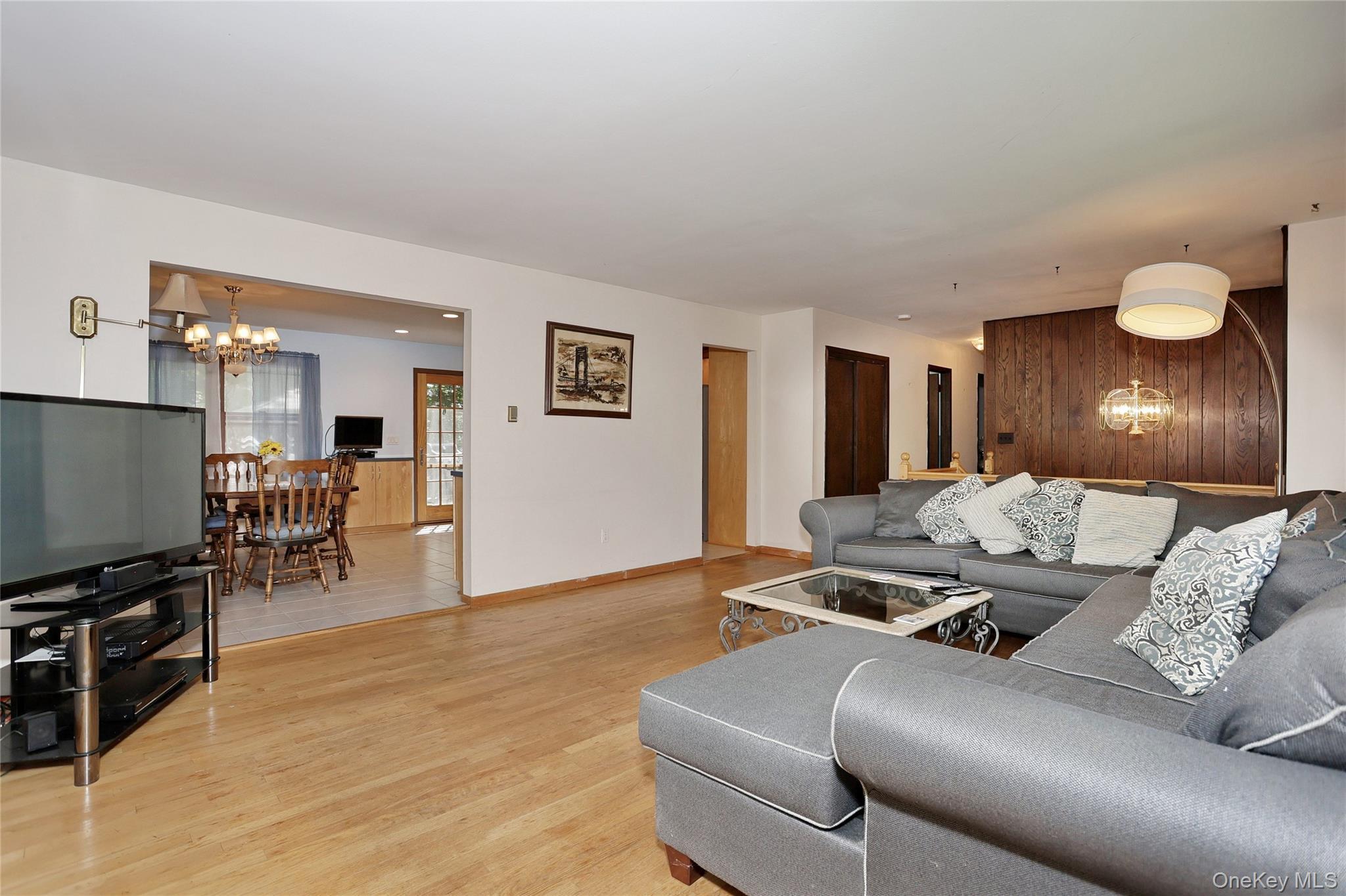 Single Family Schweizer Lane Rockland County, NY 10954, MLS-1010071-9