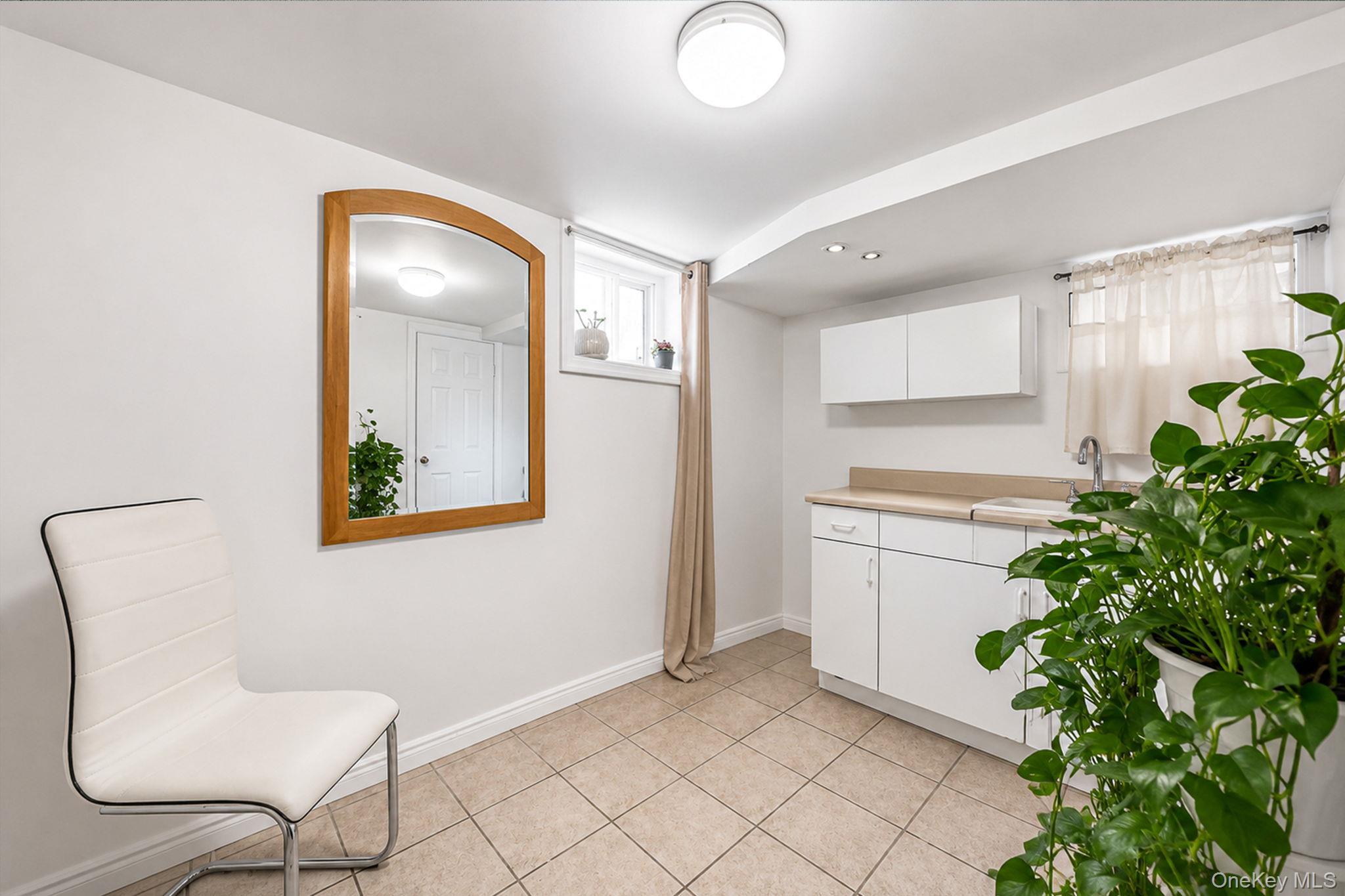 Single Family 92nd Queens, NY 11421, MLS-1010078-19