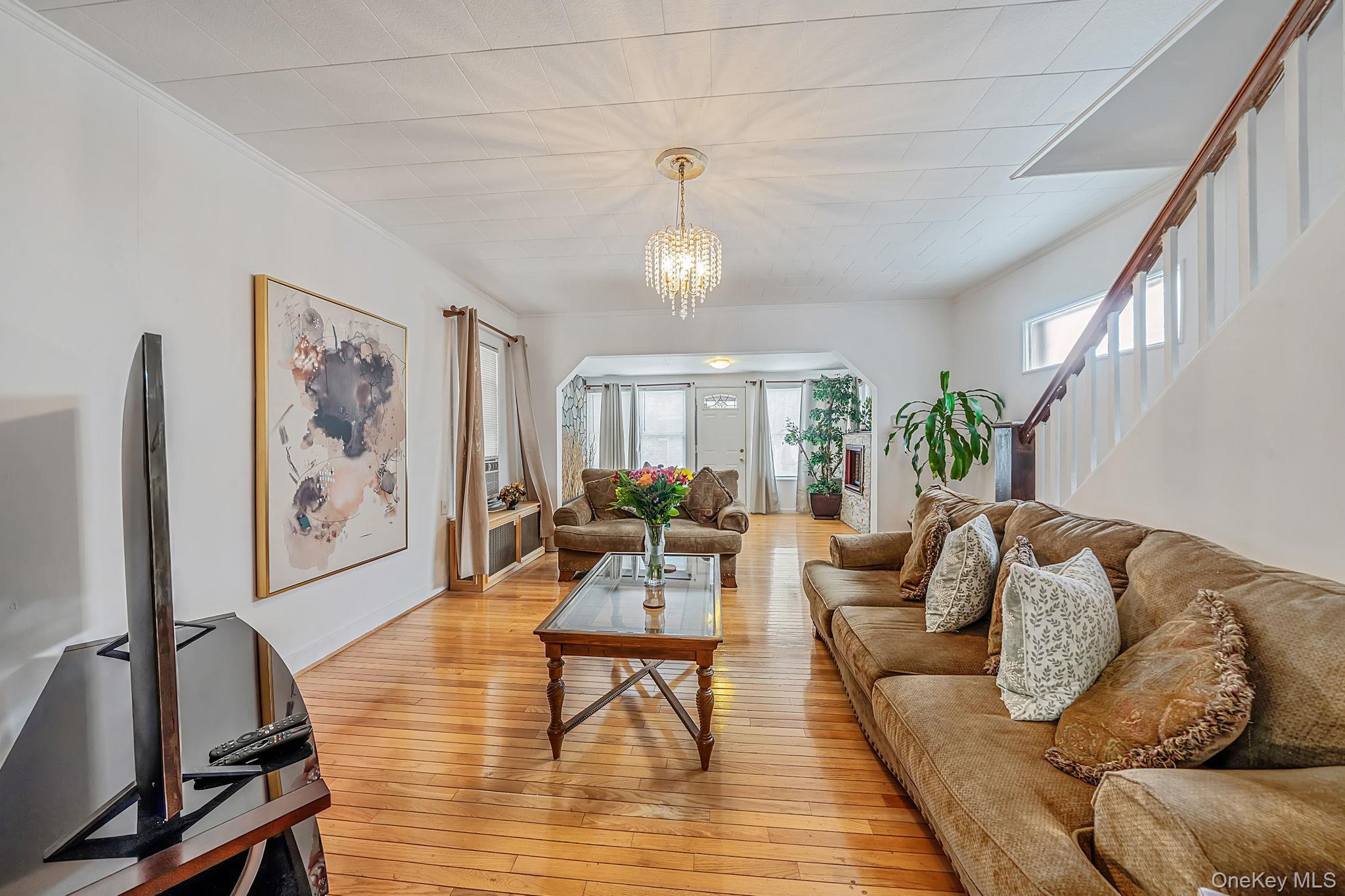 Single Family 92nd Queens, NY 11421, MLS-1010078-6