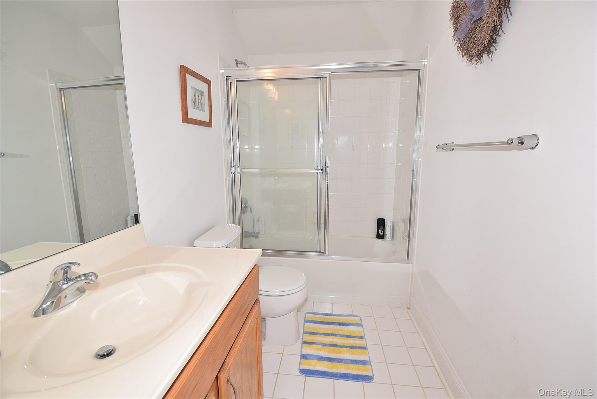 Single Family Foxglove Row  Suffolk County, NY 11901, MLS-1010096-26