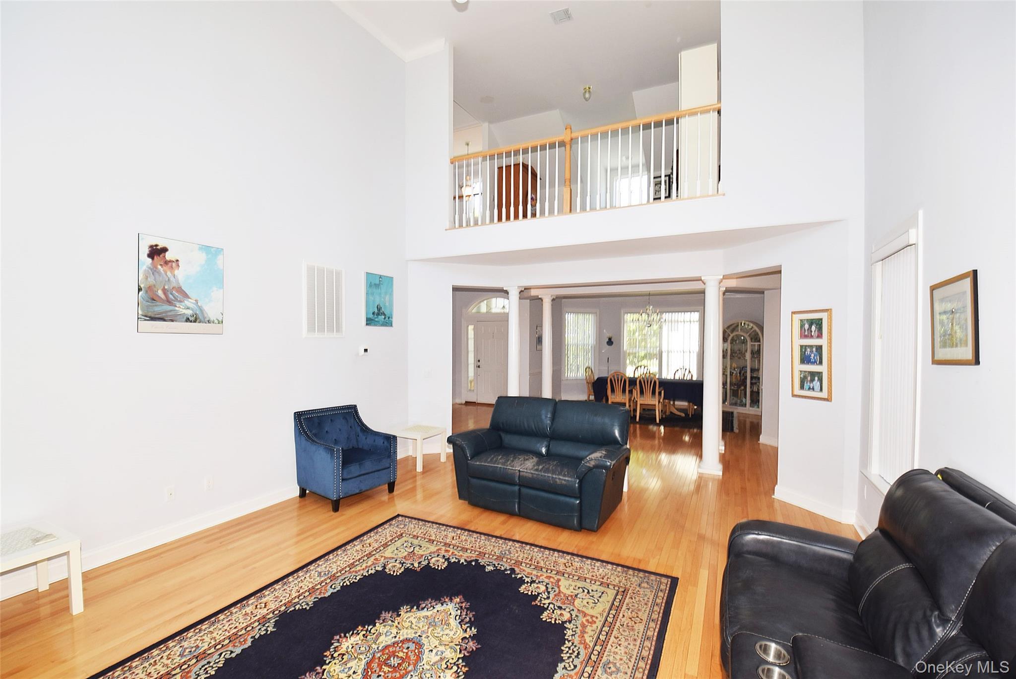 Single Family Foxglove Row  Suffolk County, NY 11901, MLS-1010096-7
