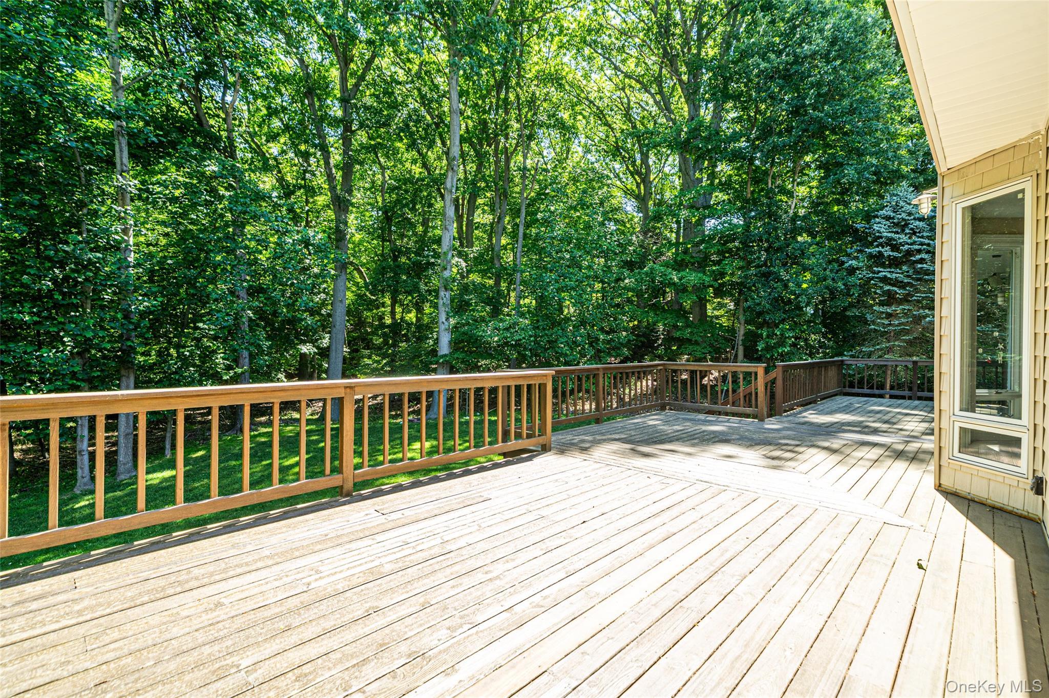 Single Family Landing Avenue Suffolk County, NY 11787, MLS-1010107-33
