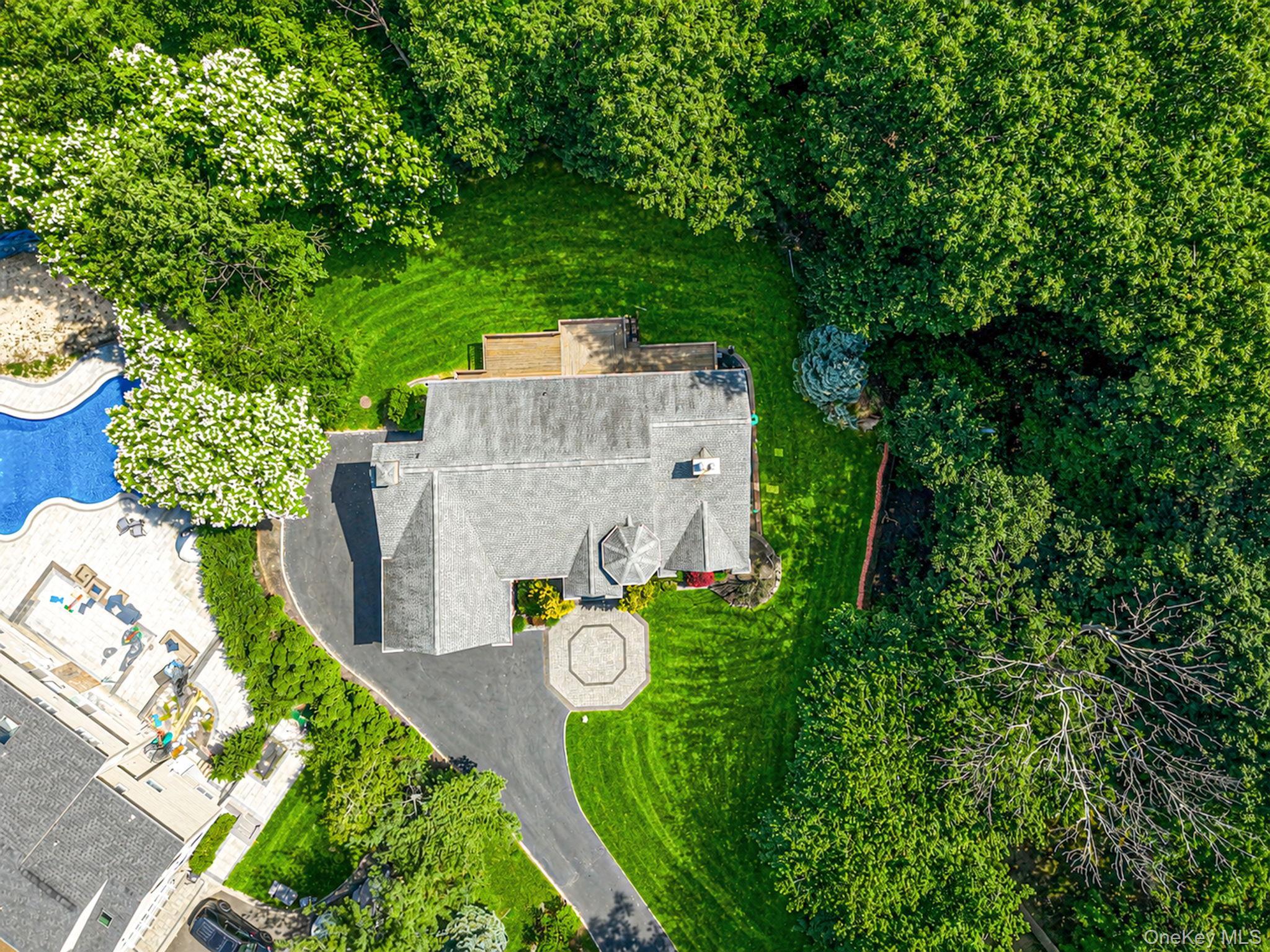 Single Family Landing Avenue Suffolk County, NY 11787, MLS-1010107-40