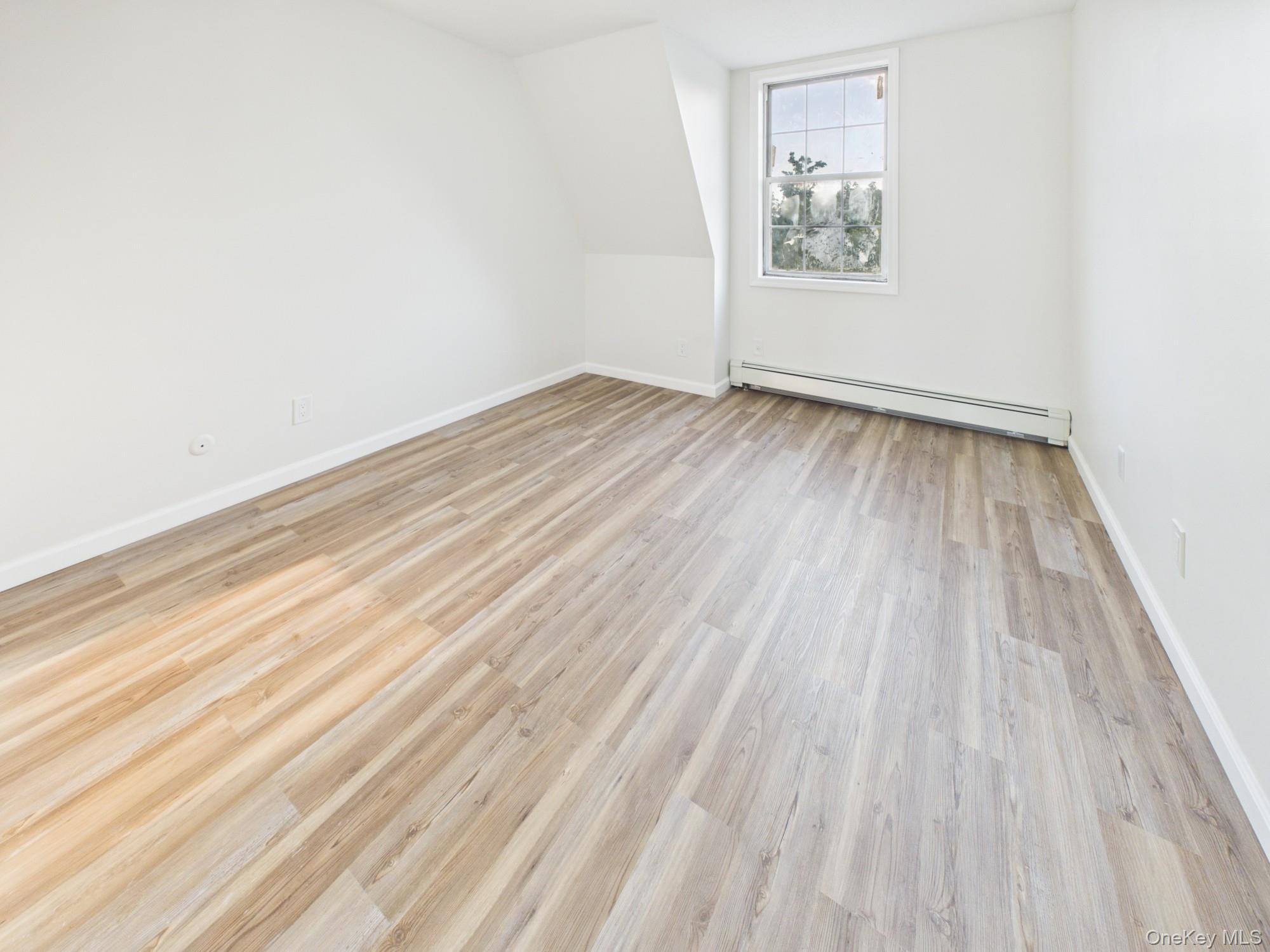 Single Family Vyse Avenue Bronx, NY 10459, MLS-1010129-16