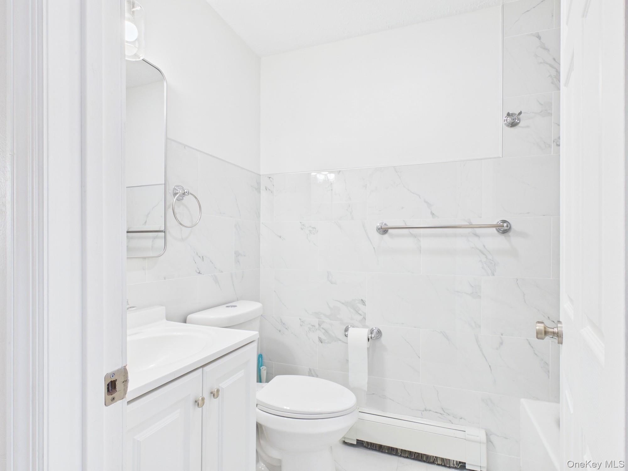Single Family Vyse Avenue Bronx, NY 10459, MLS-1010129-19