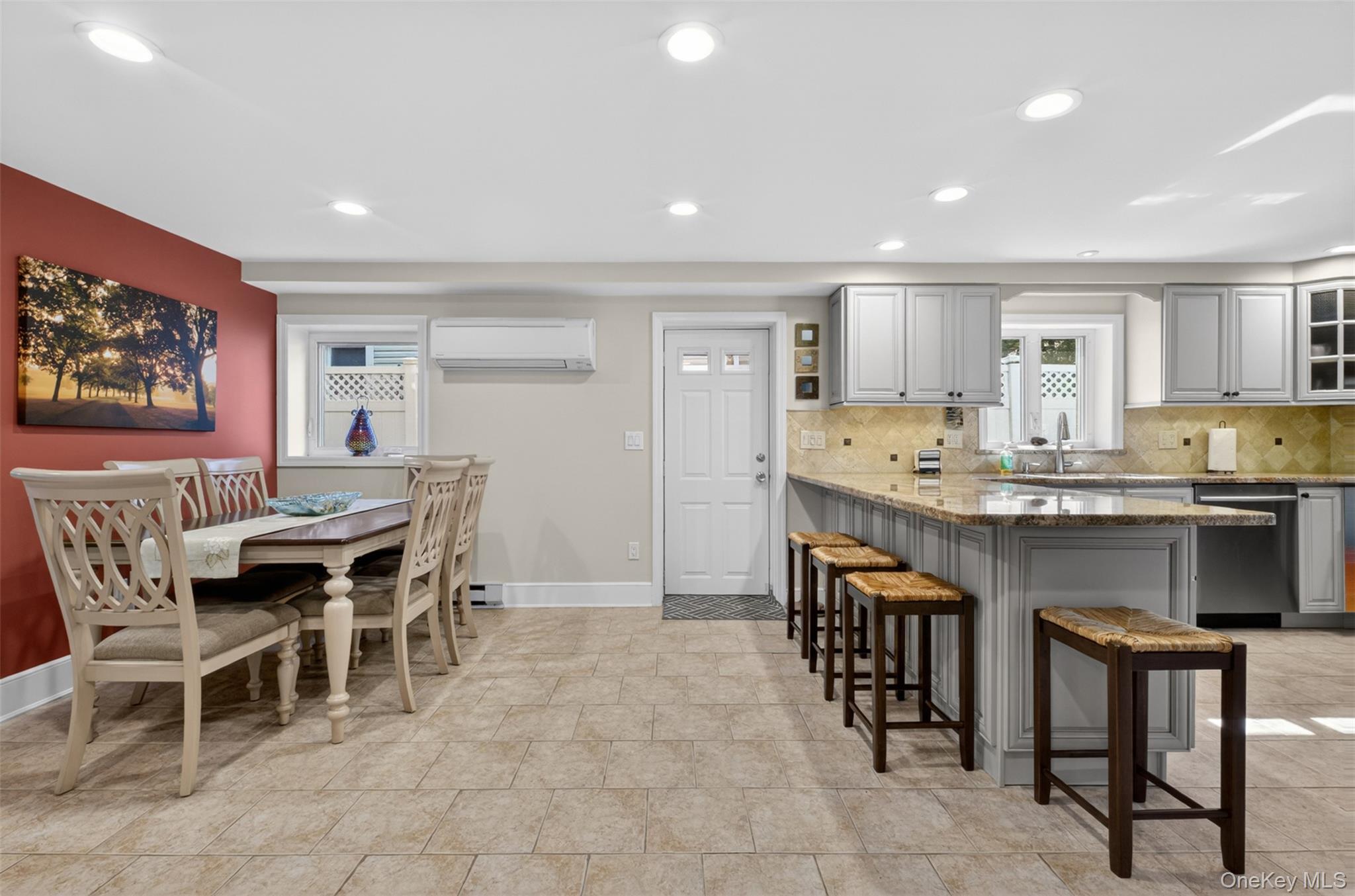Single Family 5th Queens, NY 11356, MLS-1010141-8