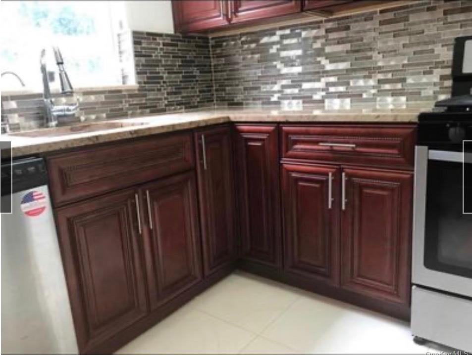 Single Family 92nd Street Queens, NY 11369, MLS-1010161-7