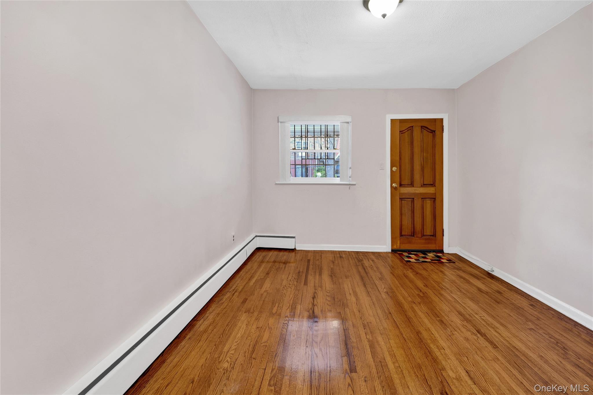 Single Family Turneur  Bronx, NY 10473, MLS-1010191-17