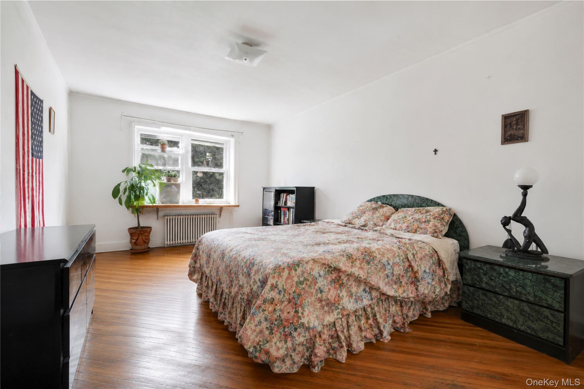 Single Family Selfridge Street Queens, NY 11375, MLS-1010196-11
