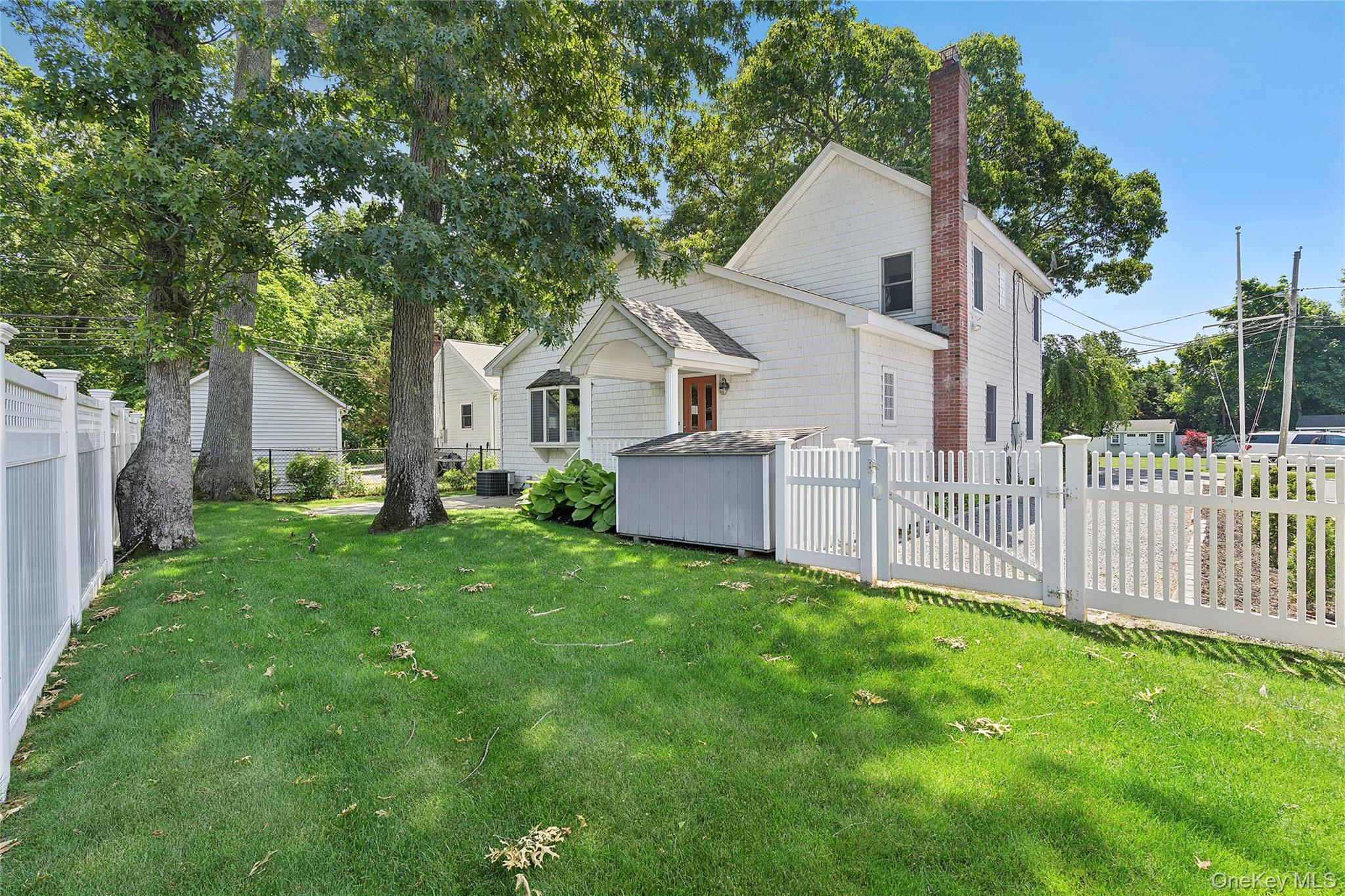 Single Family Breezy Point Road Suffolk County, NY 11792, MLS-1010219-15