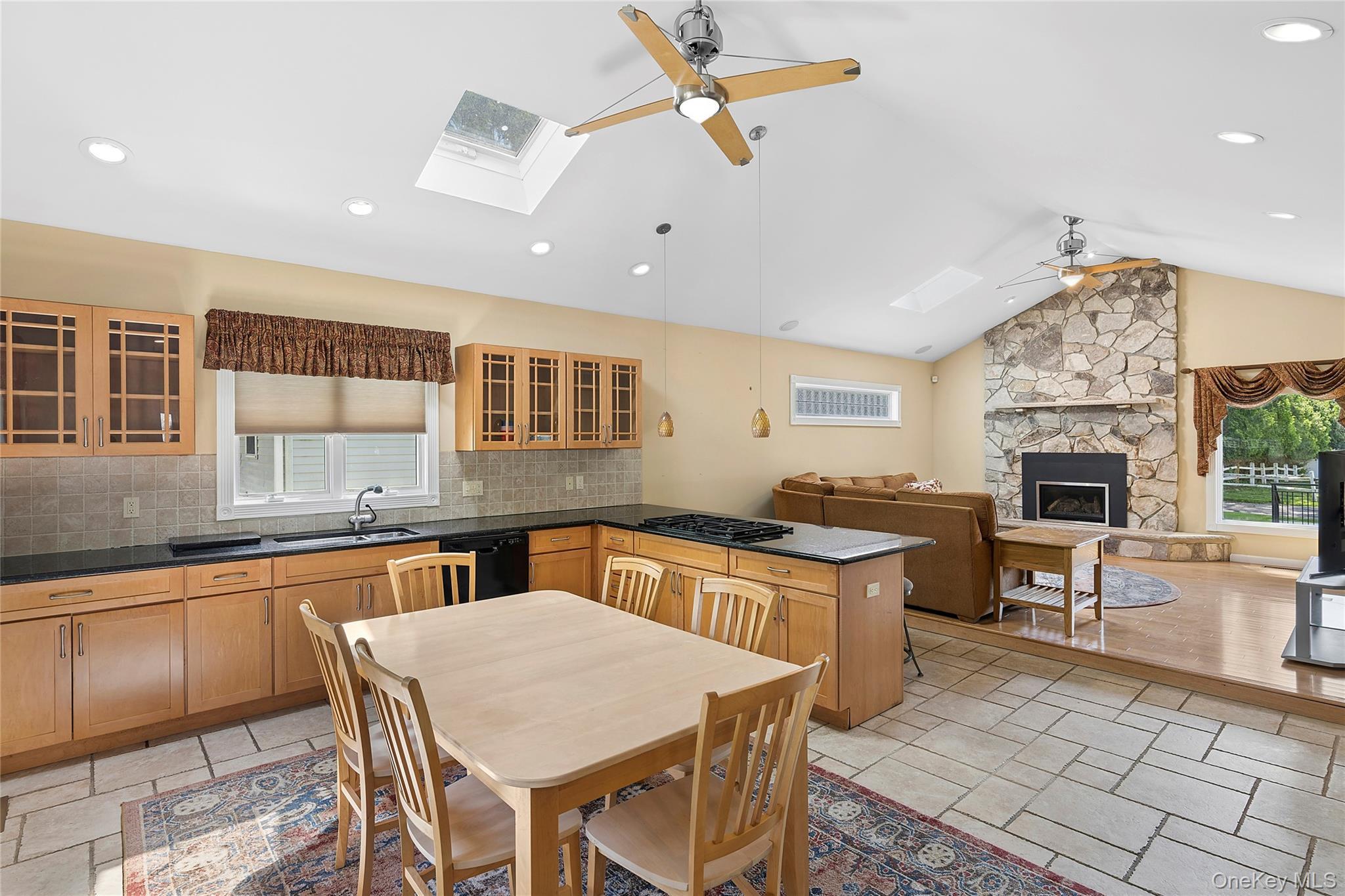 Single Family Breezy Point Road Suffolk County, NY 11792, MLS-1010219-7