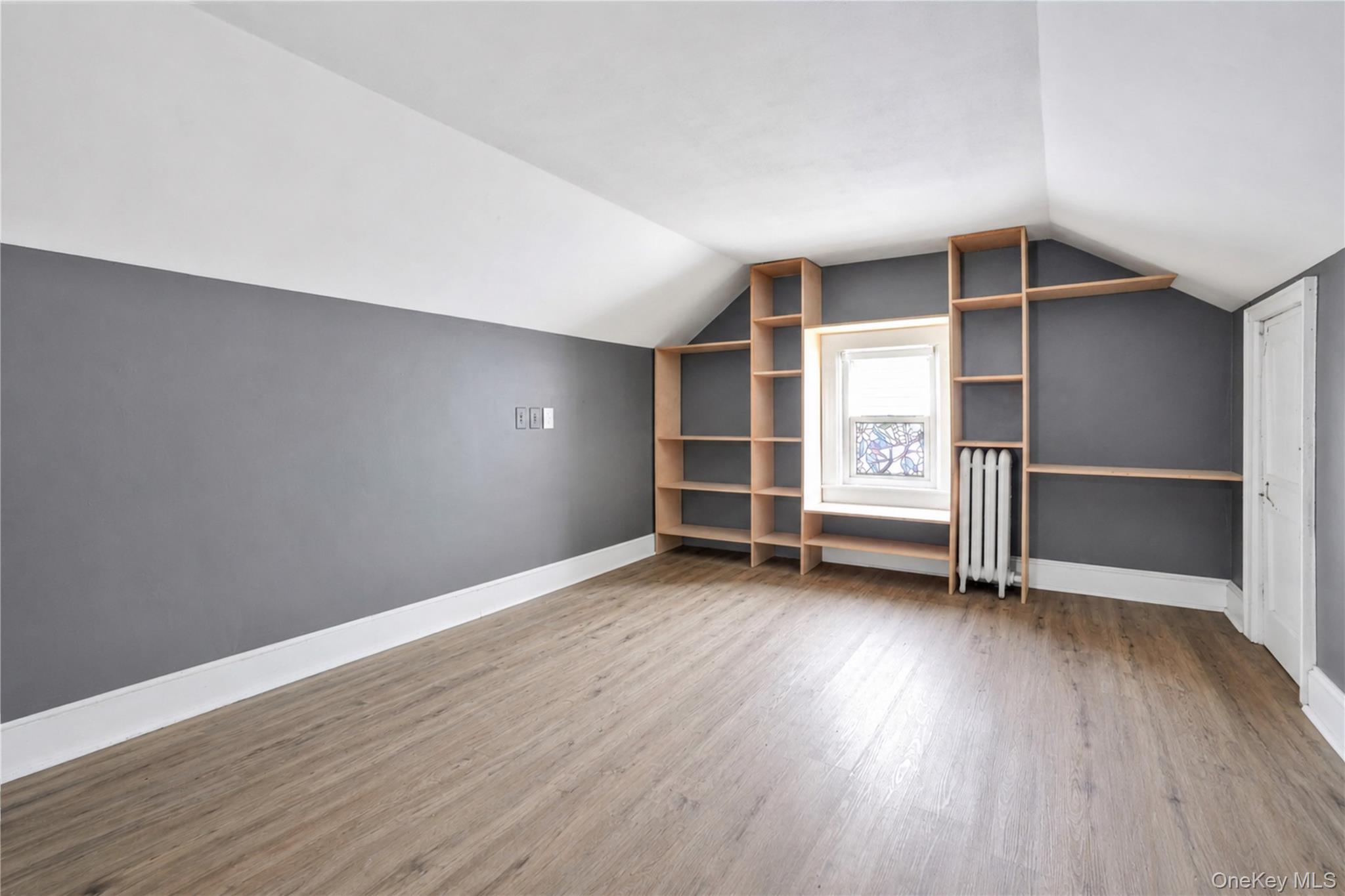 Single Family 156th Queens, NY 11367, MLS-1010232-21