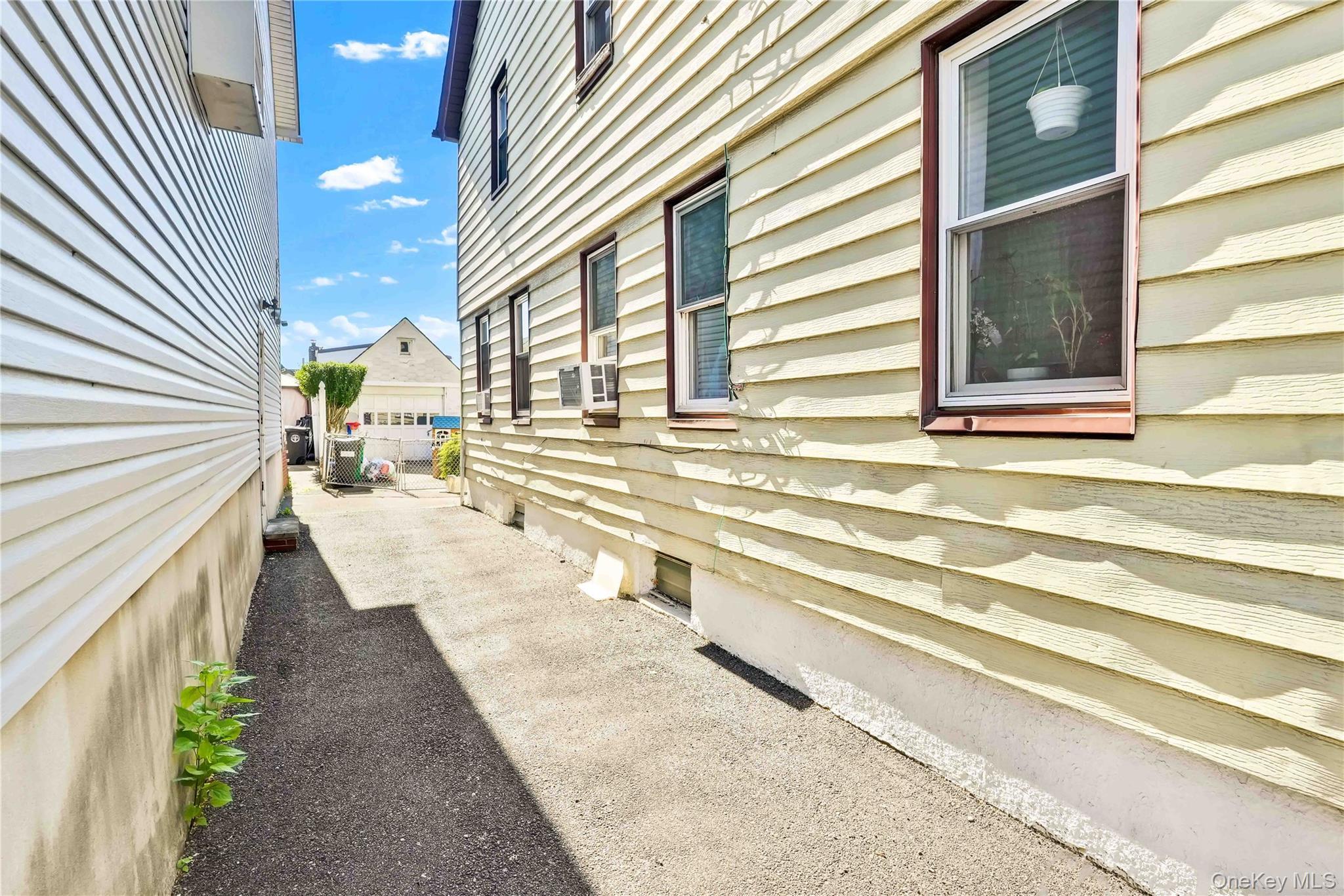 Single Family 156th Queens, NY 11367, MLS-1010232-29