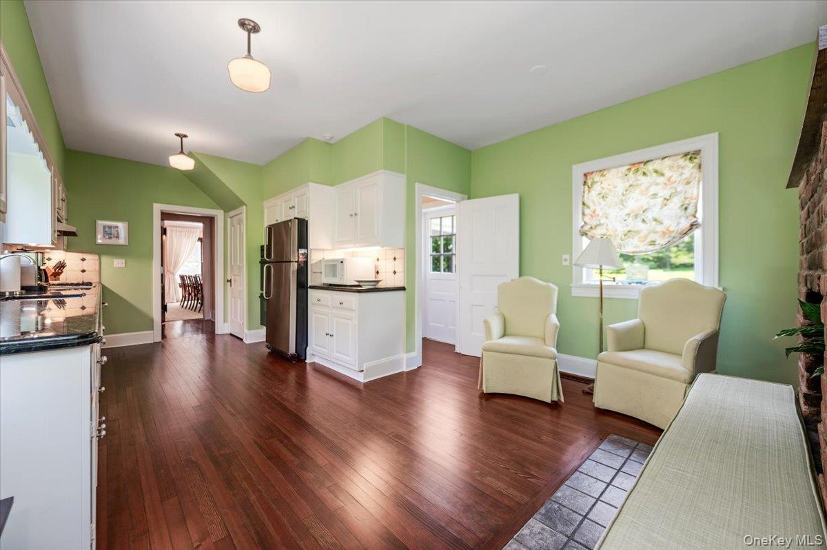 Single Family Asharoken Avenue  Suffolk County, NY 11768, MLS-1010249-8