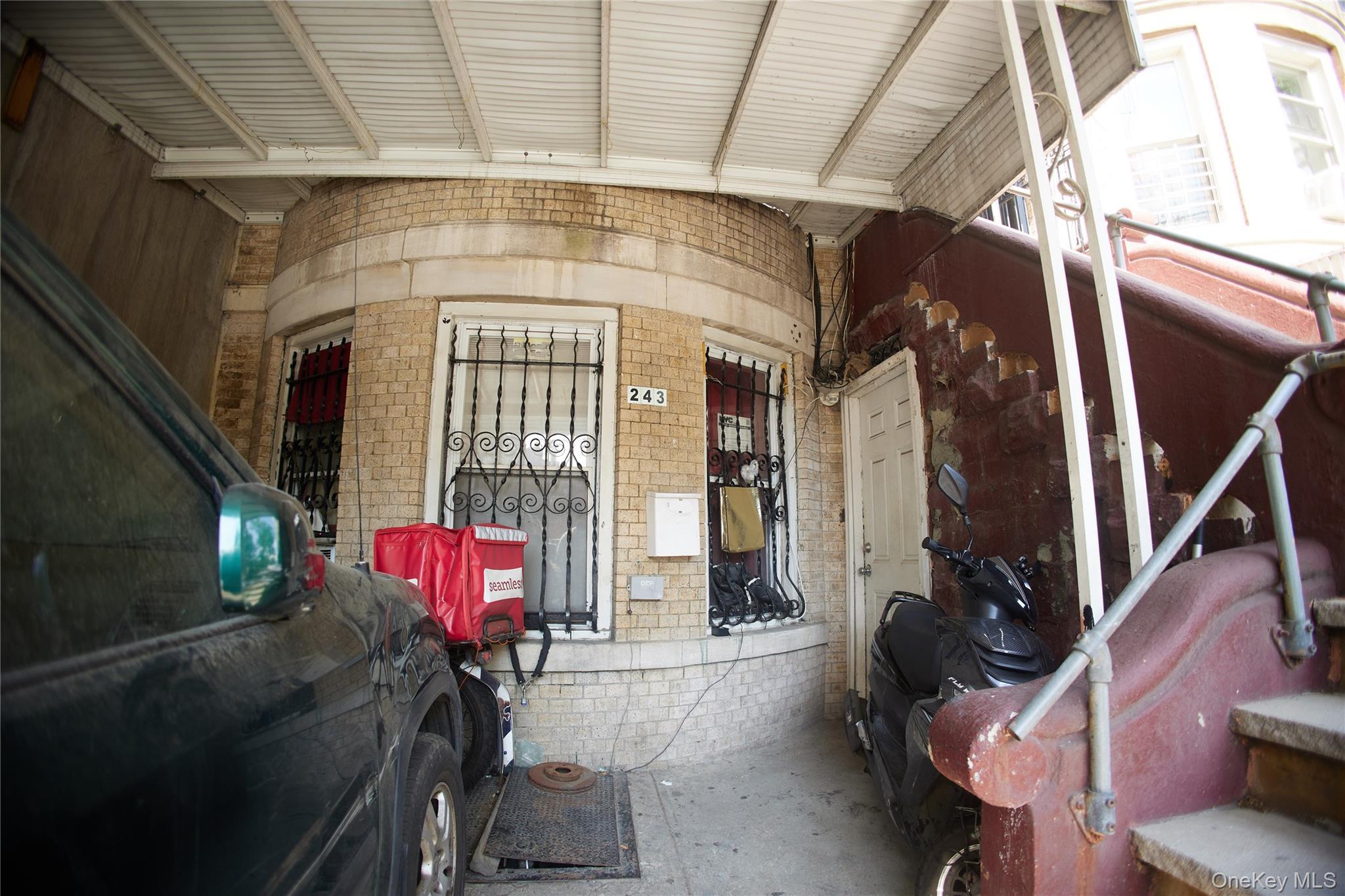 Single Family Crescent Brooklyn, NY 11208, MLS-1010263-2