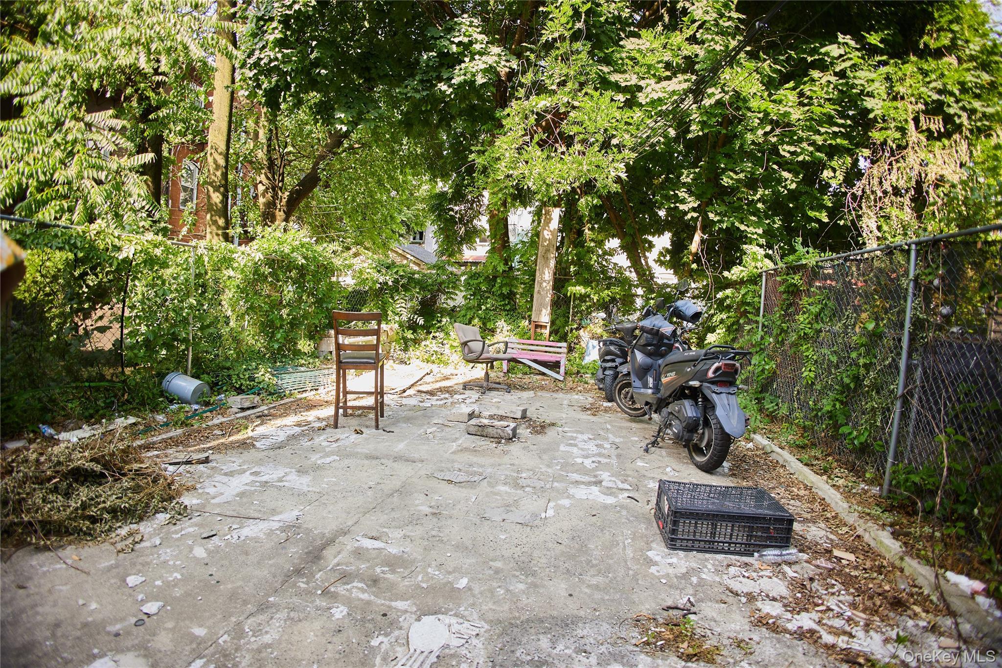Single Family Crescent Brooklyn, NY 11208, MLS-1010263-33