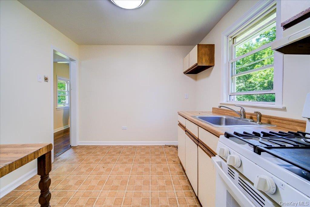 Single Family Mount Airy Road  Orange County, NY 12553, MLS-1010275-35