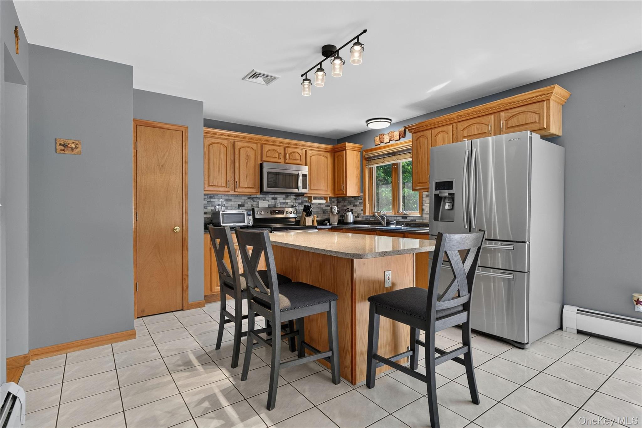 Single Family Benjamin Vankeuren Drive  Ulster County, NY 12566, MLS-1010277-15